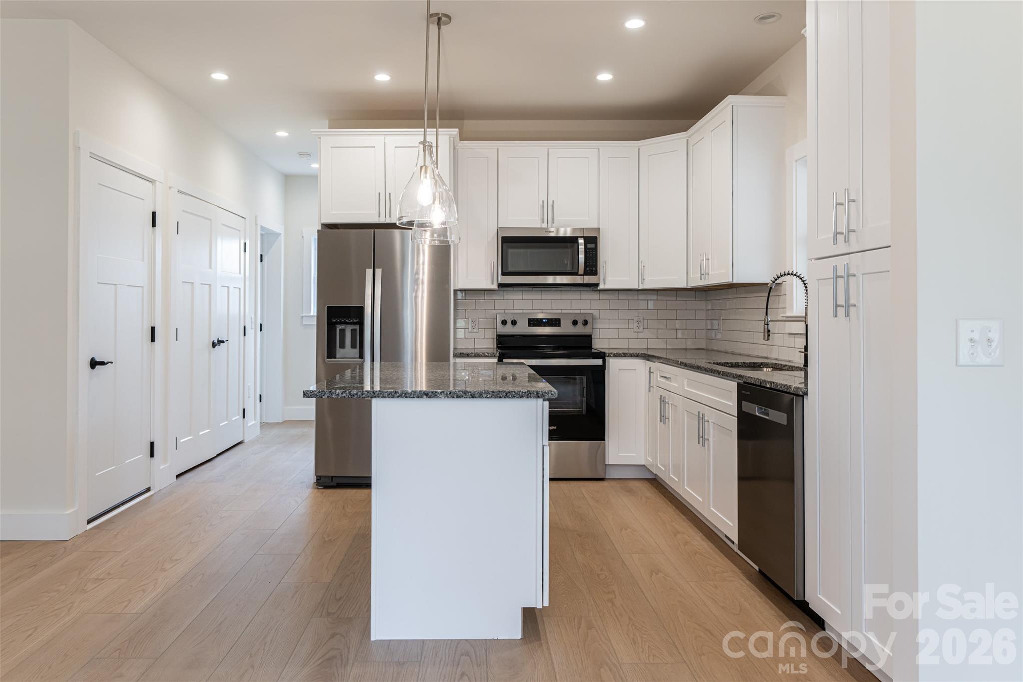 165 Cascade Ridge Road — Fairview