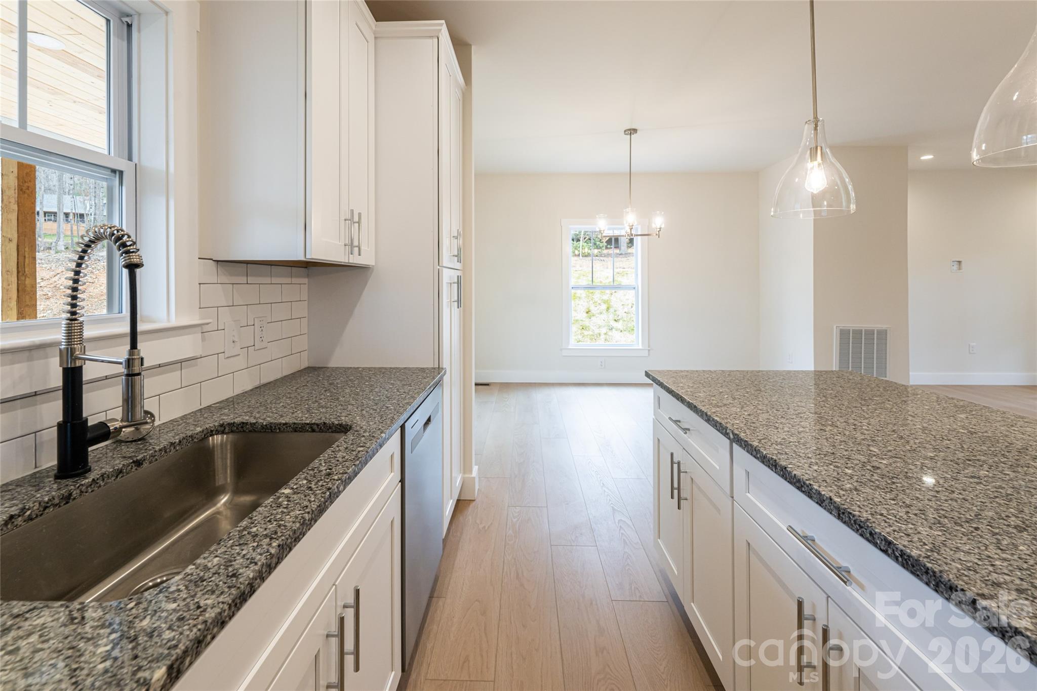 165 Cascade Ridge Road — Fairview