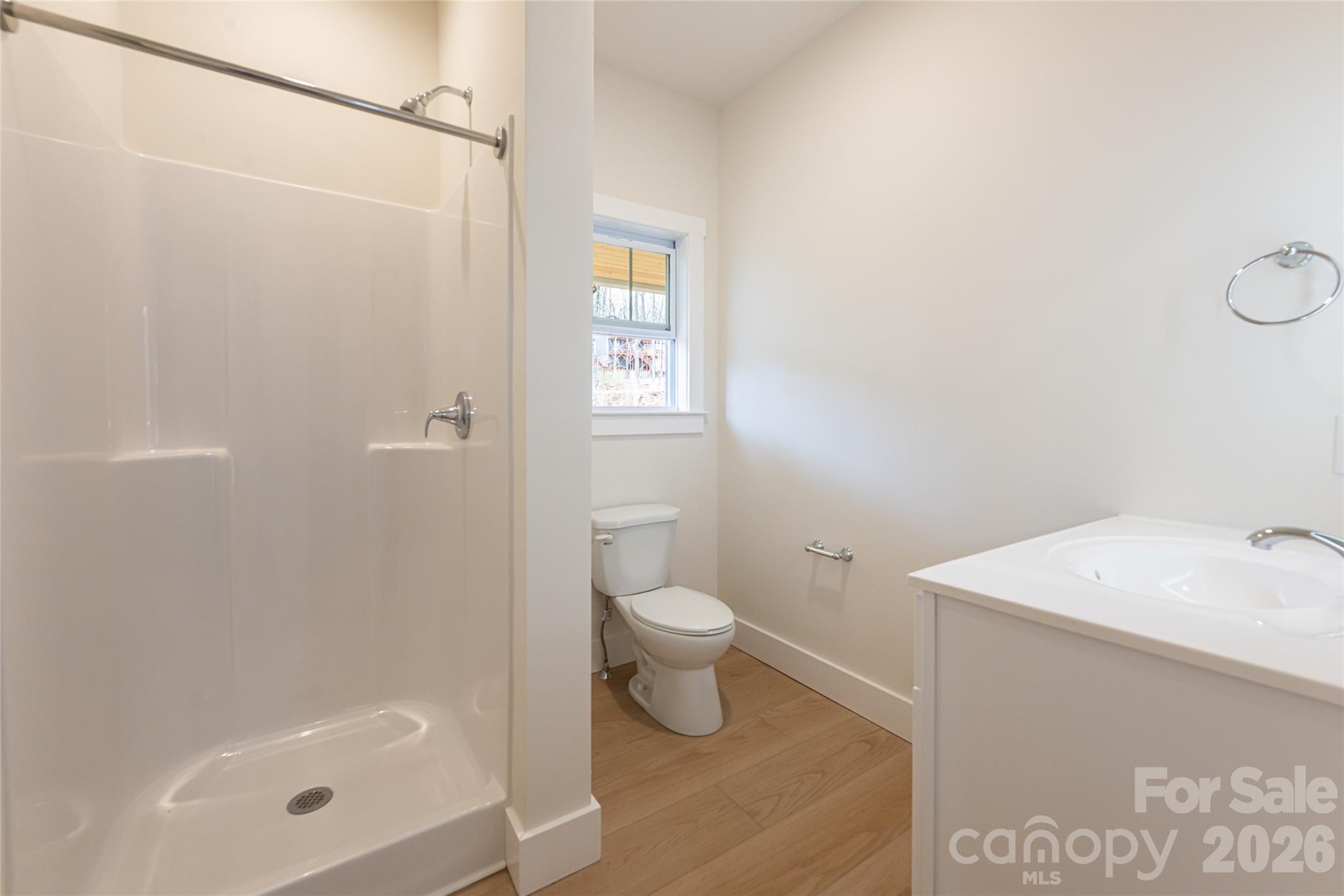 165 Cascade Ridge Road — Fairview
