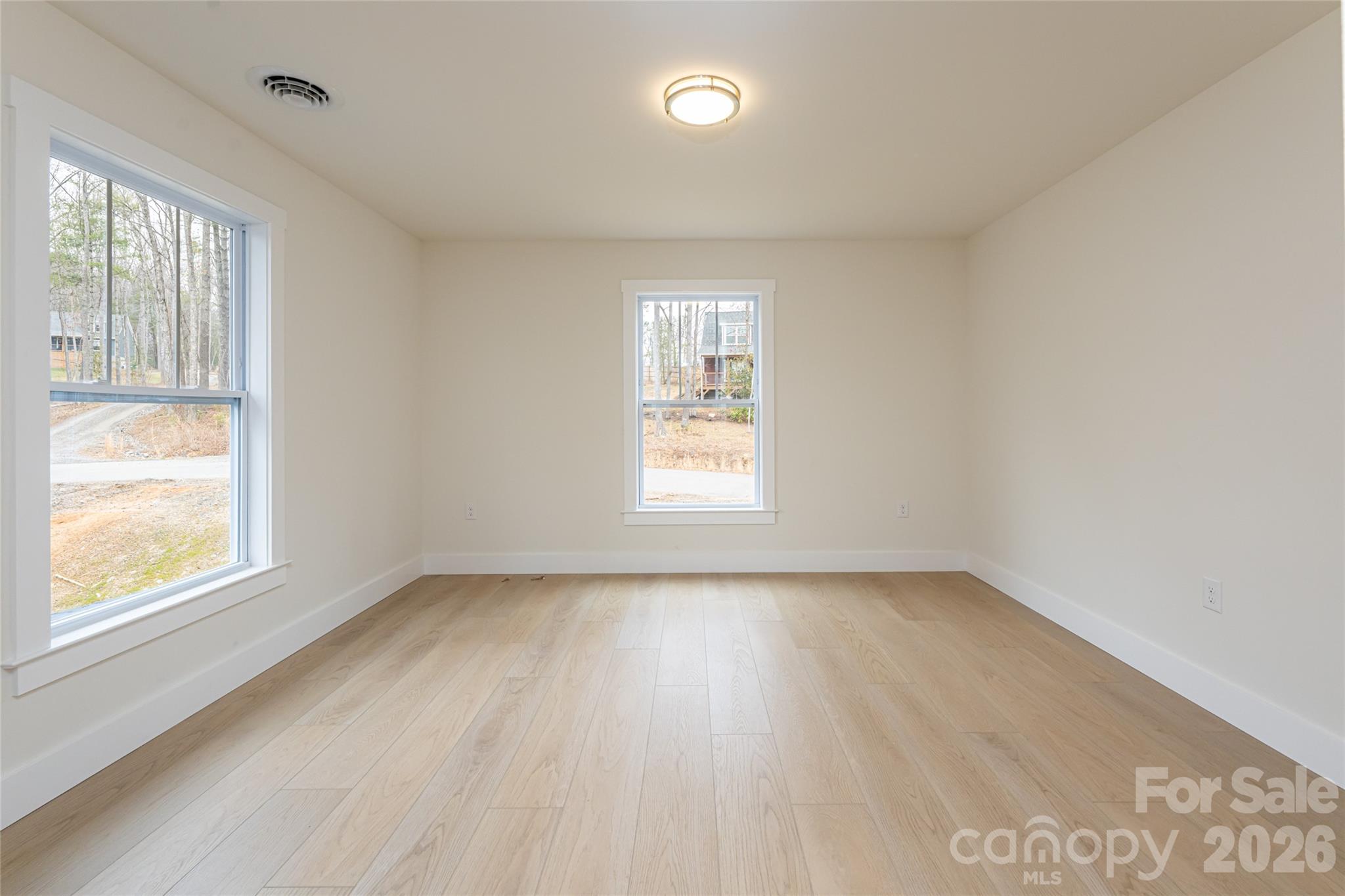 165 Cascade Ridge Road — Fairview