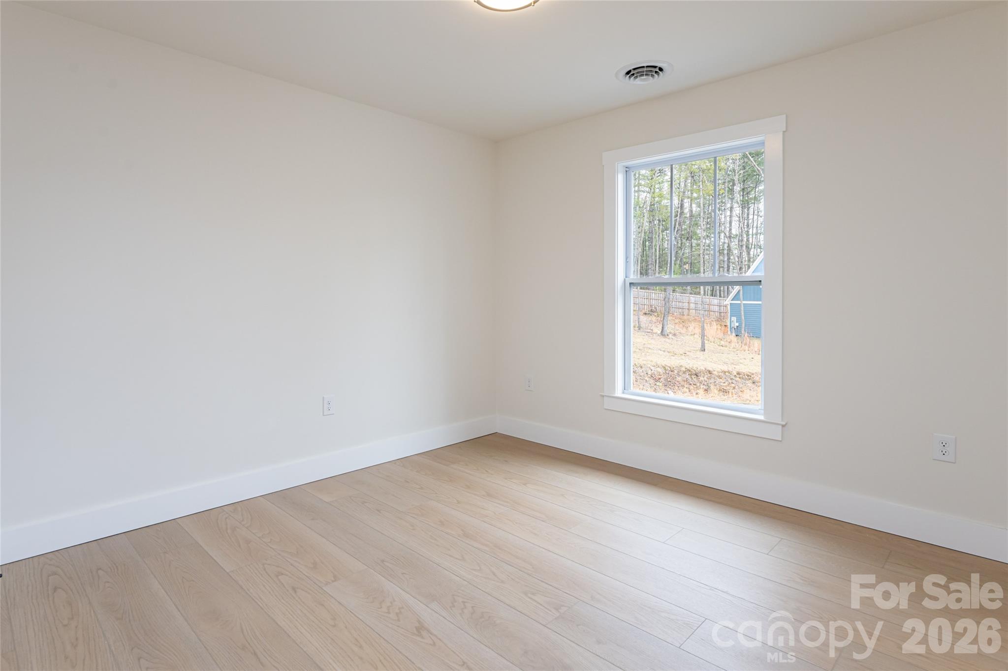 165 Cascade Ridge Road — Fairview