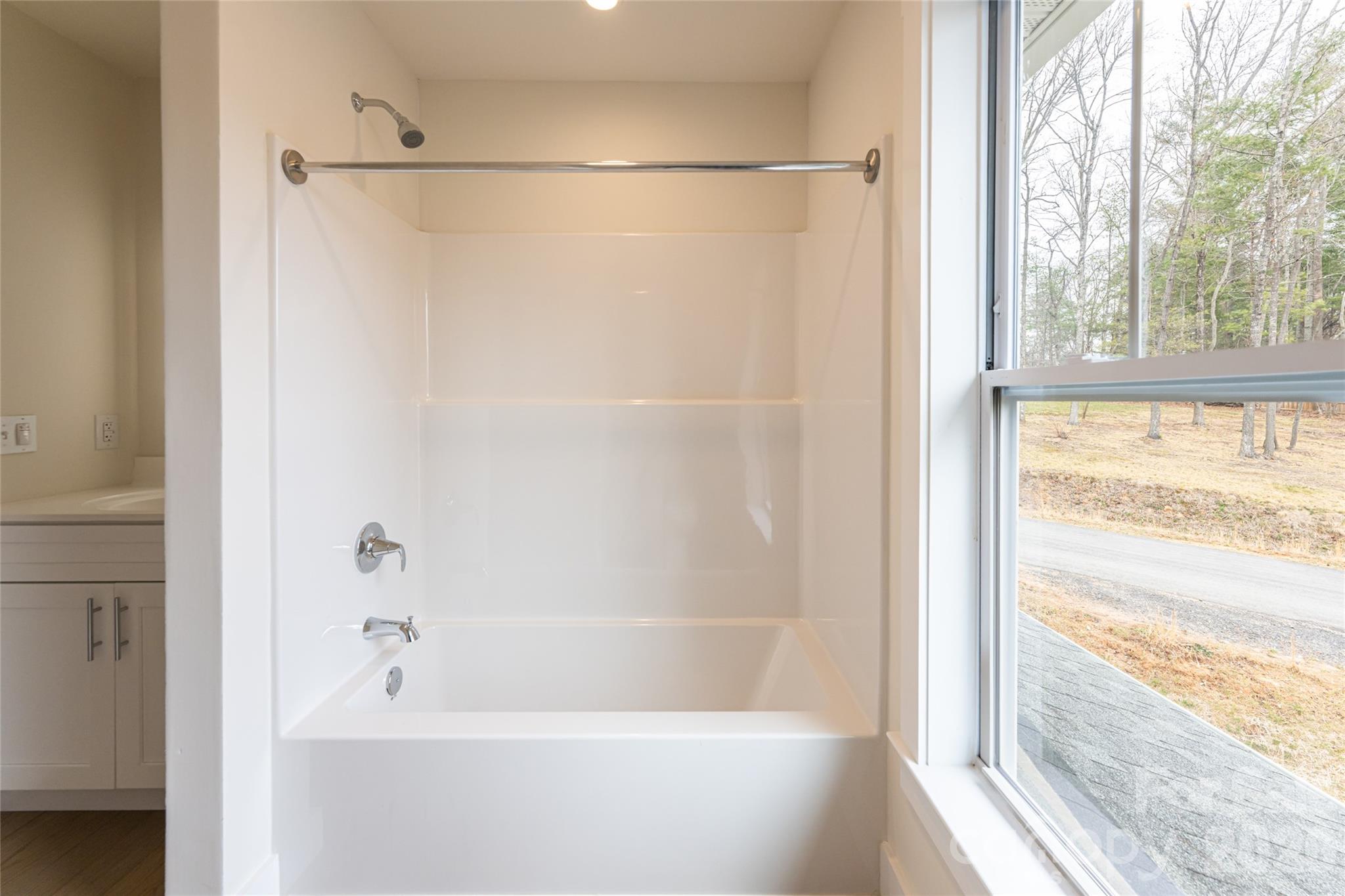 165 Cascade Ridge Road — Fairview