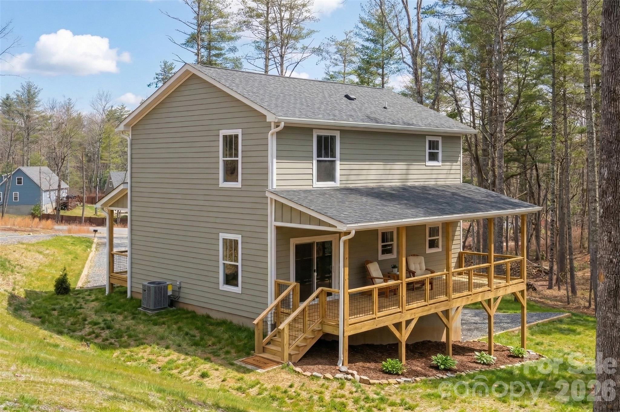 165 Cascade Ridge Road — Fairview
