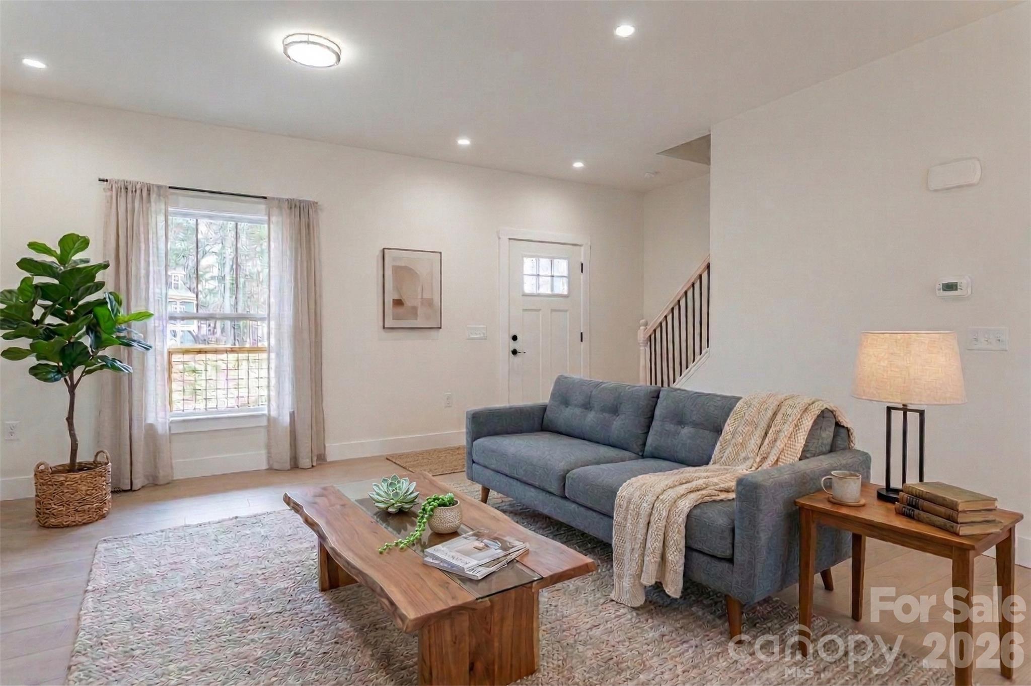 165 Cascade Ridge Road — Fairview
