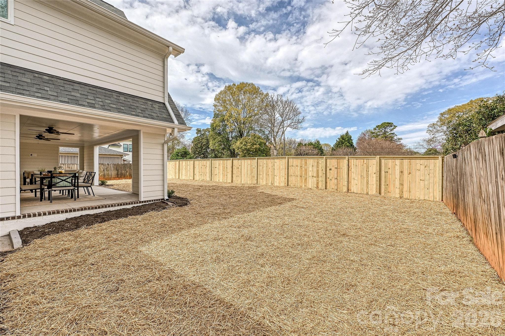 815 Hartness Avenue — Charlotte