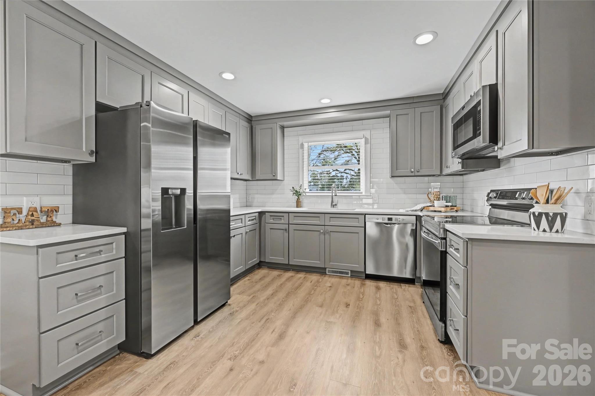 815 Hartness Avenue — Charlotte