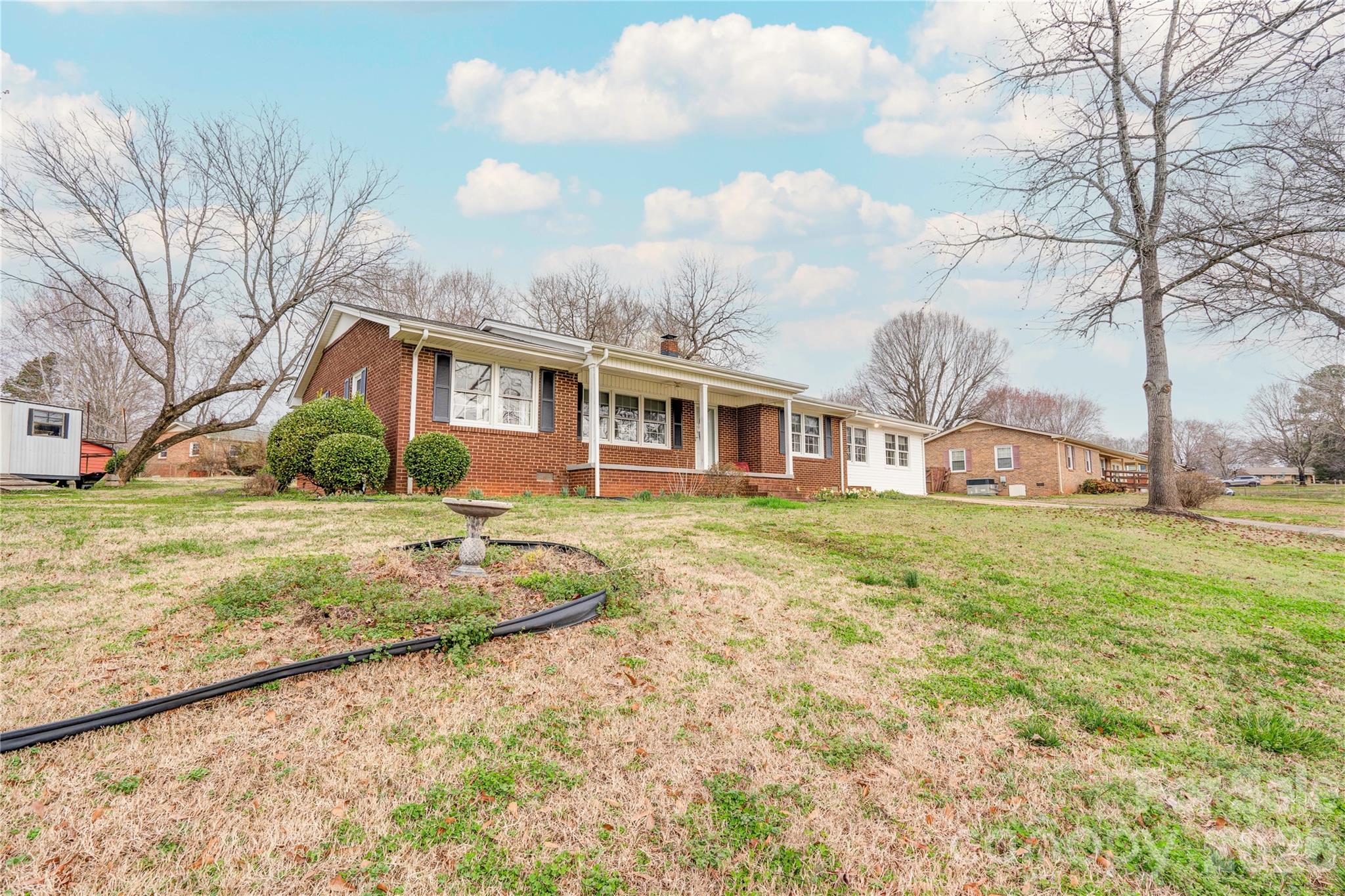 2926 Lake Drive — Shelby