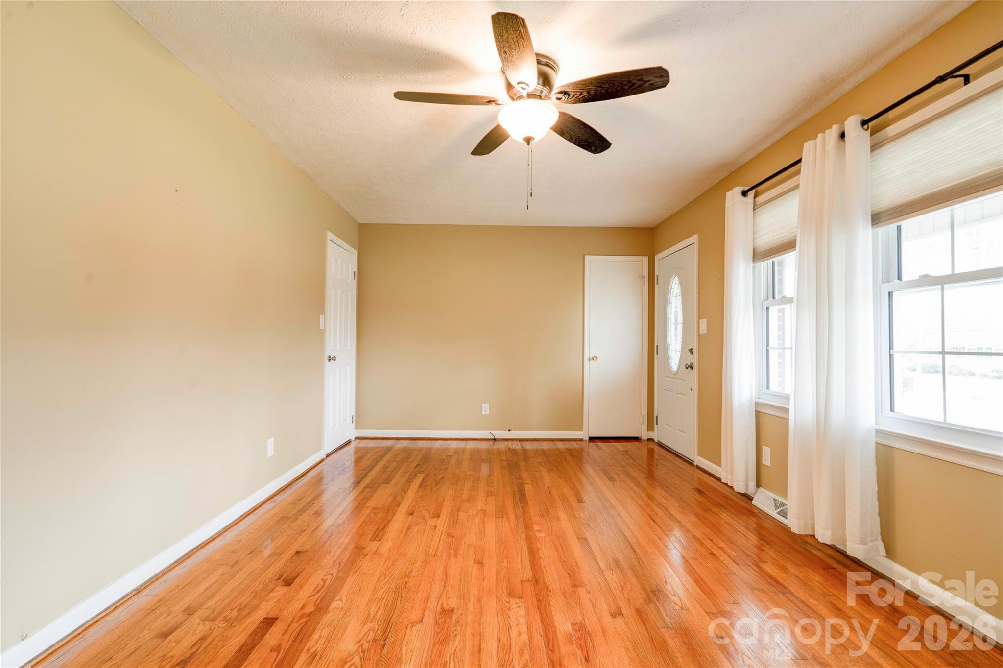 2926 Lake Drive — Shelby