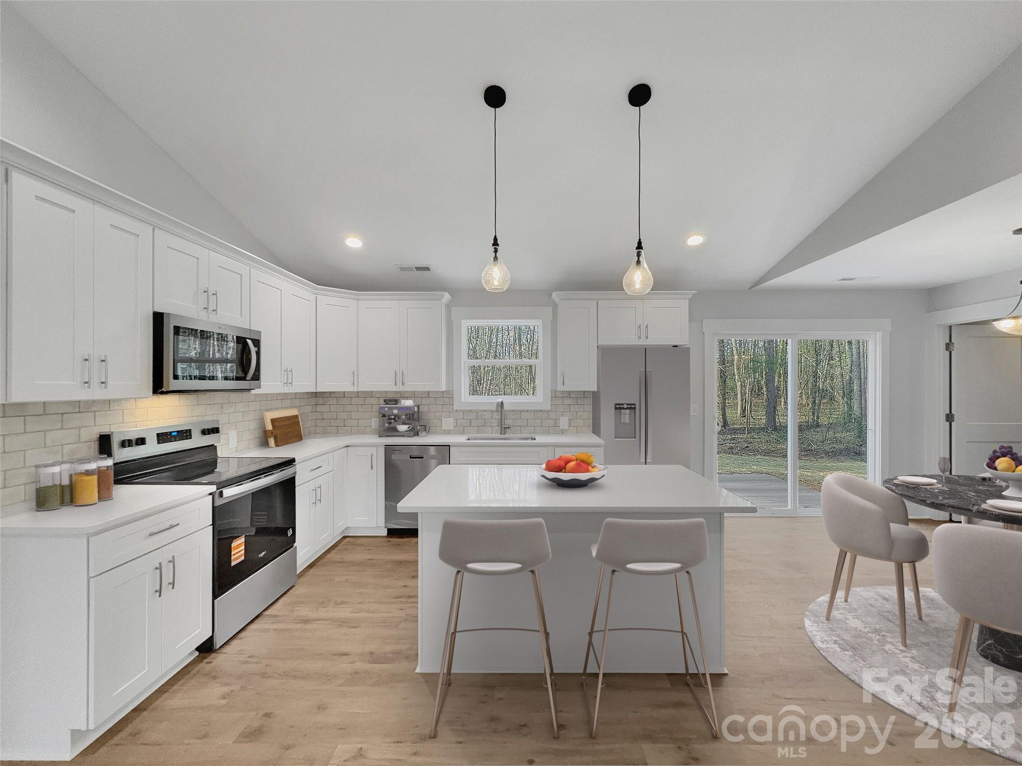 2338 Neill Road — Lancaster