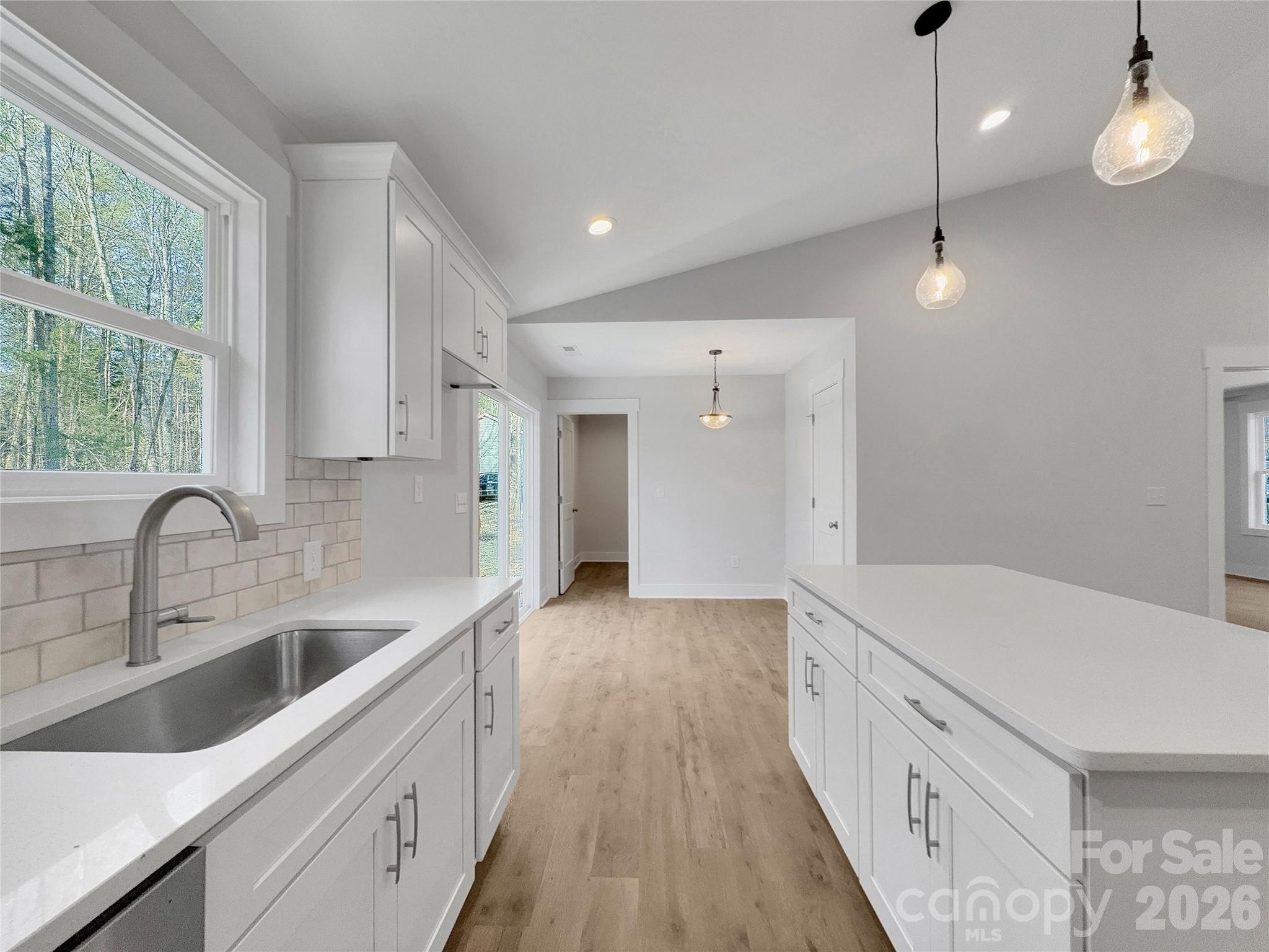 2338 Neill Road — Lancaster