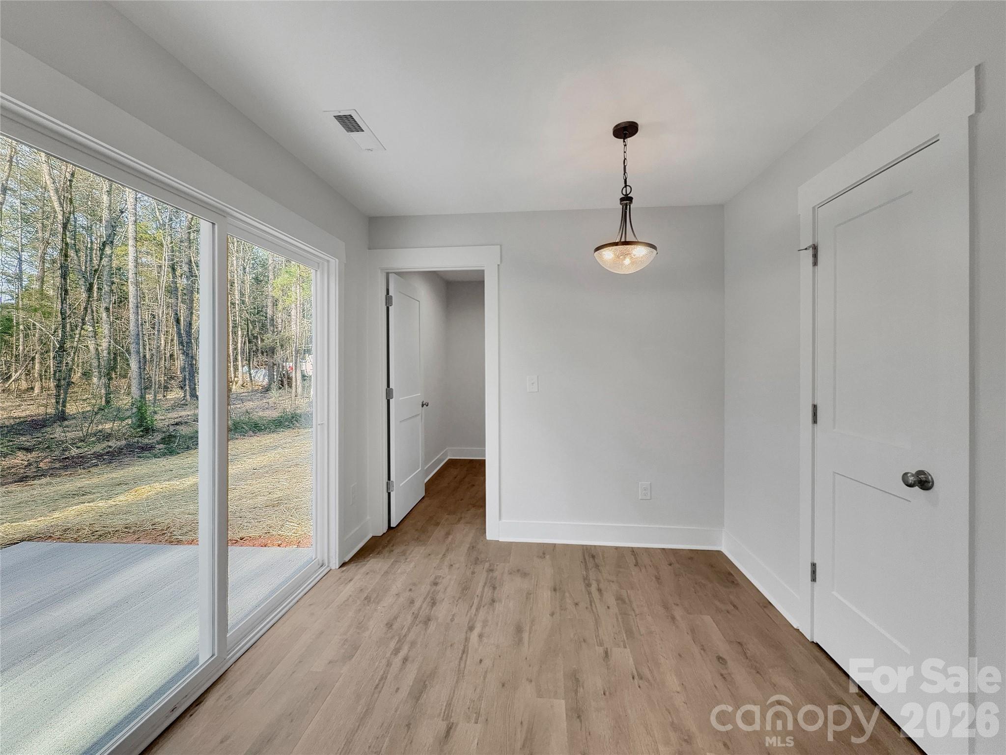 2338 Neill Road — Lancaster