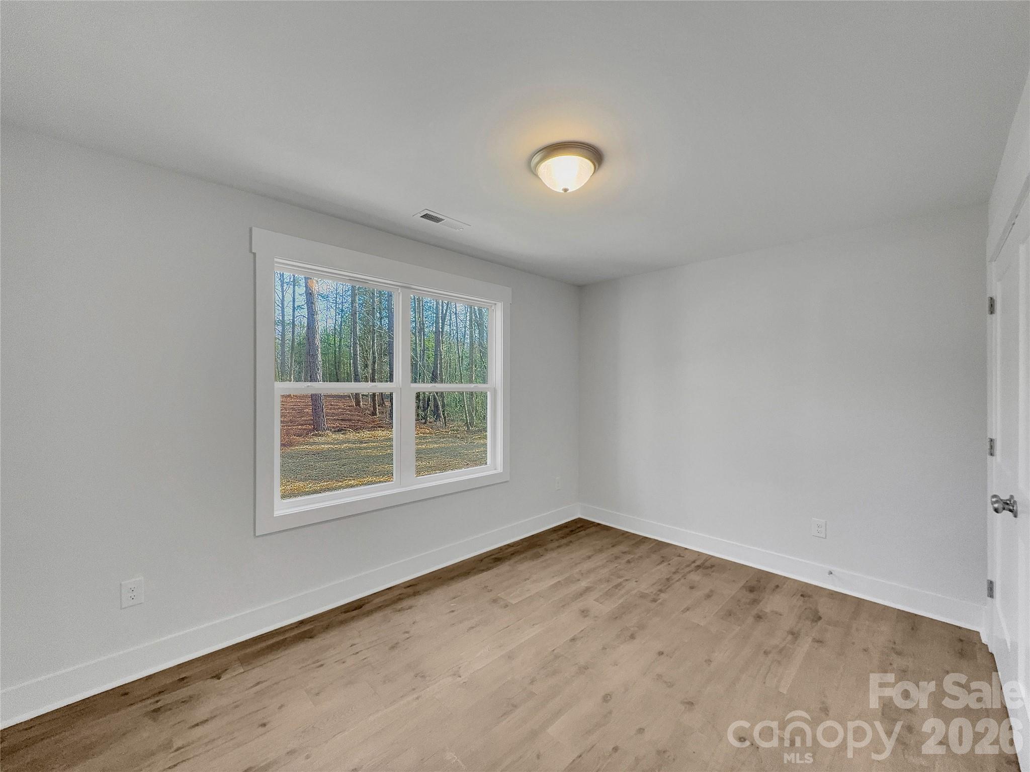 2338 Neill Road — Lancaster