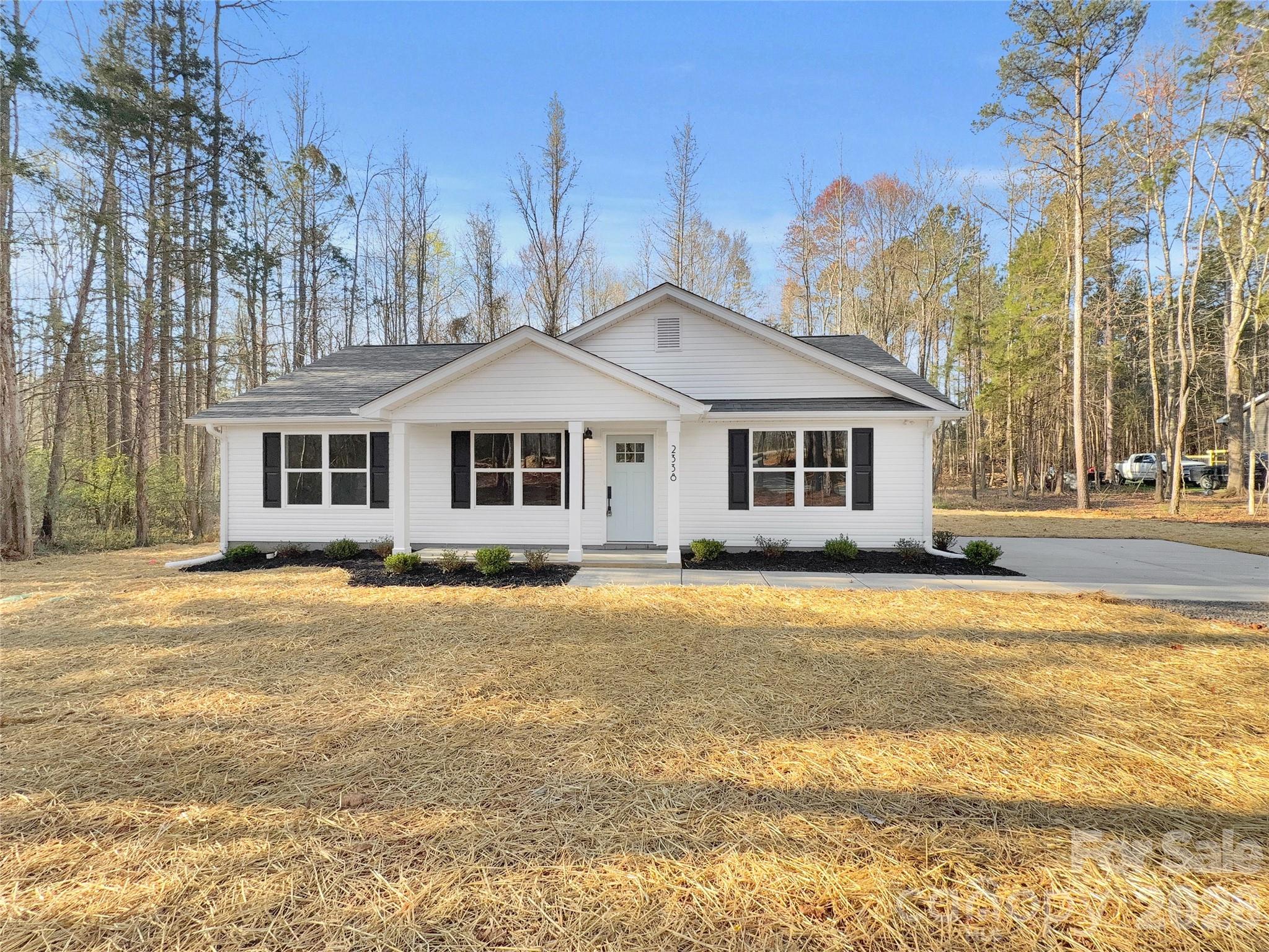 2338 Neill Road — Lancaster