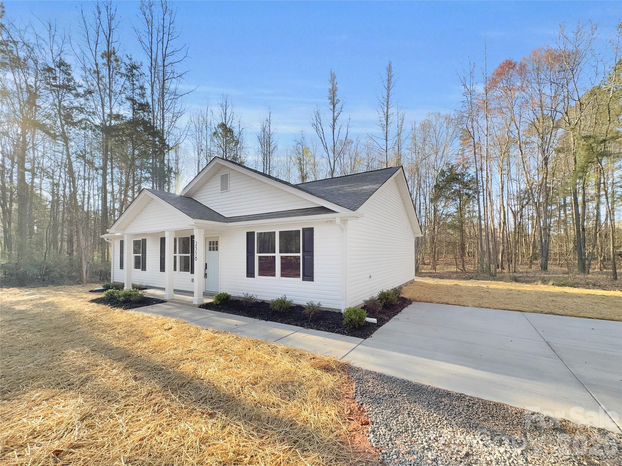 2338 Neill Road — Lancaster
