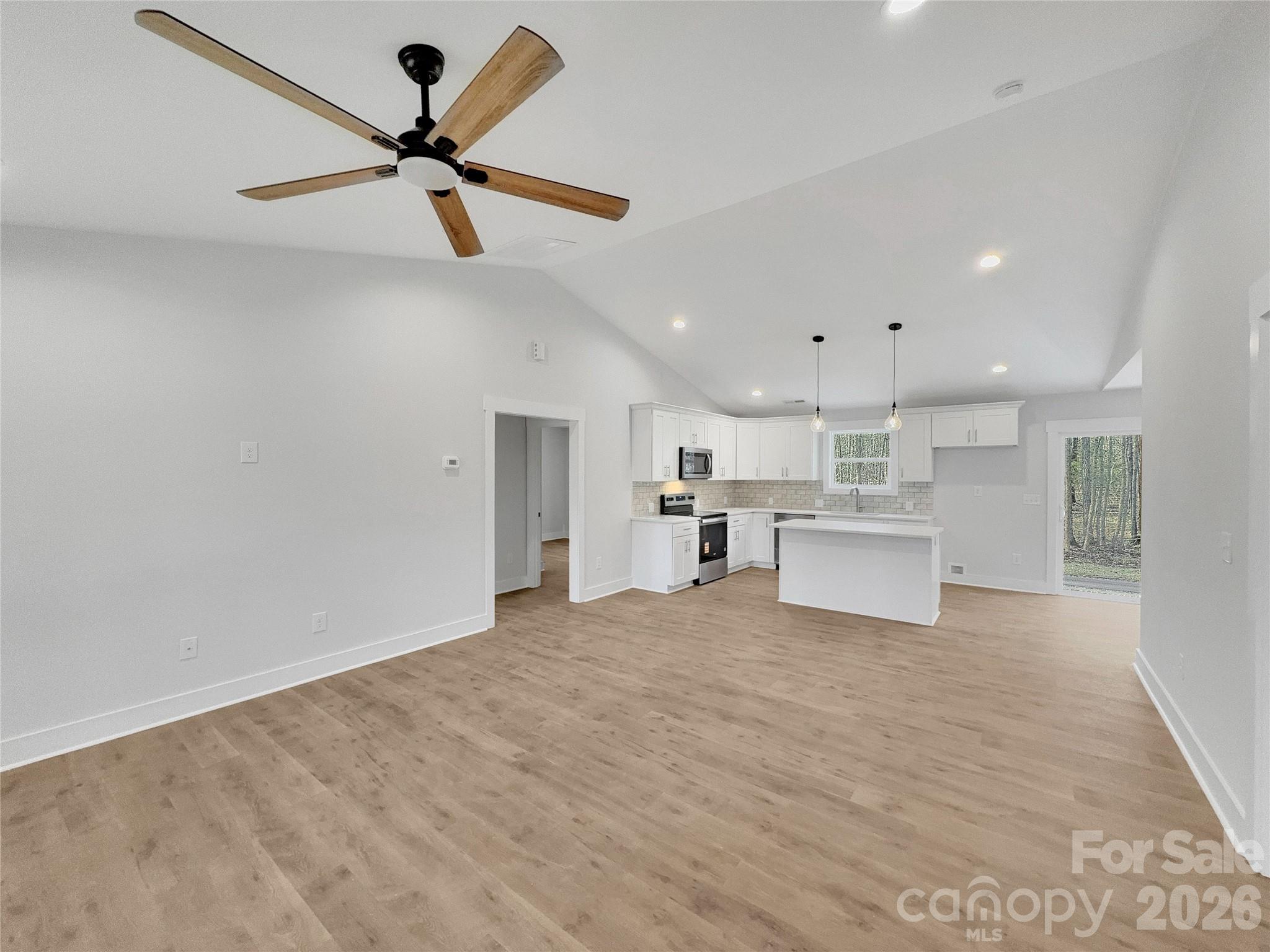 2338 Neill Road — Lancaster