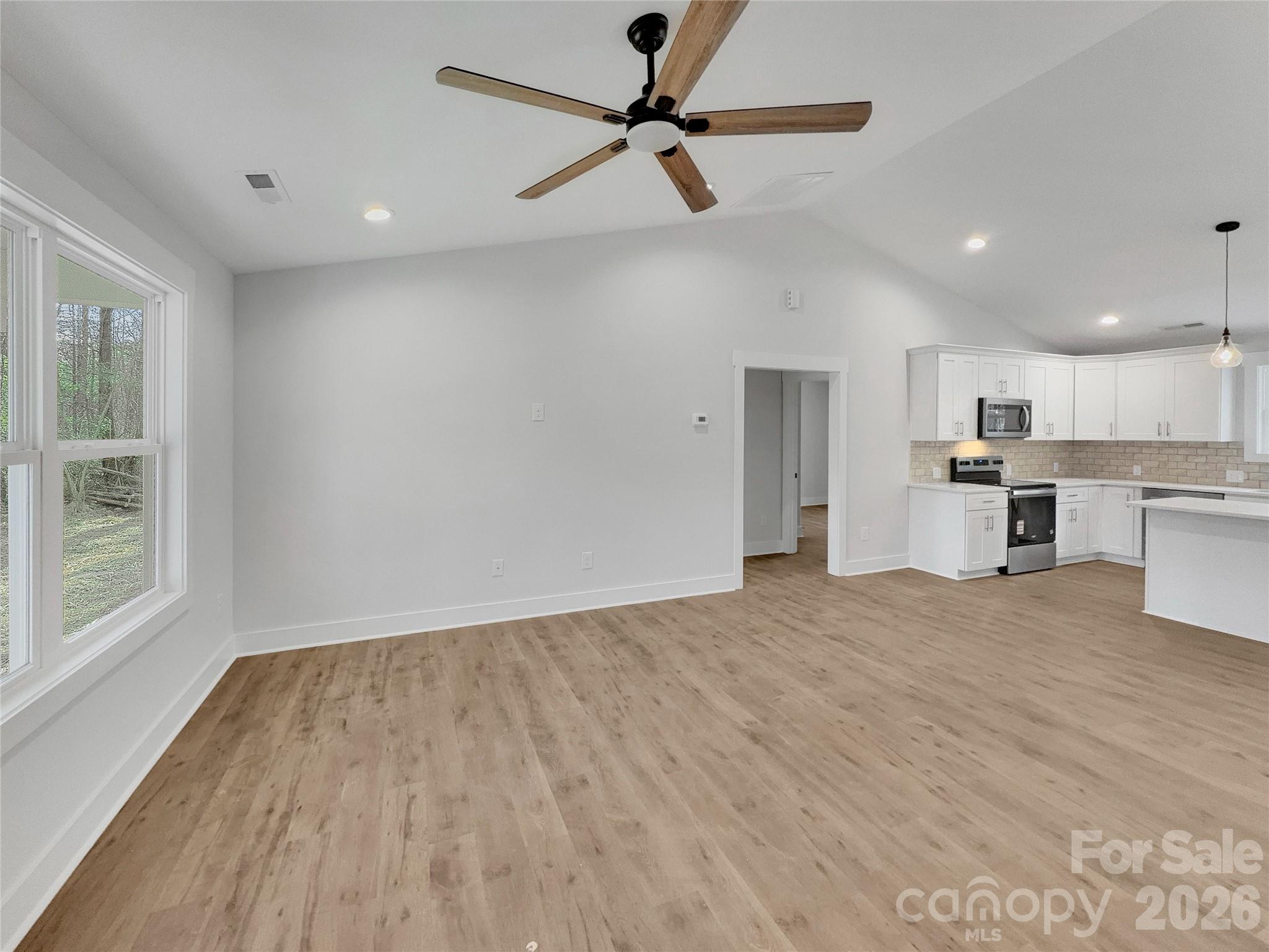 2338 Neill Road — Lancaster