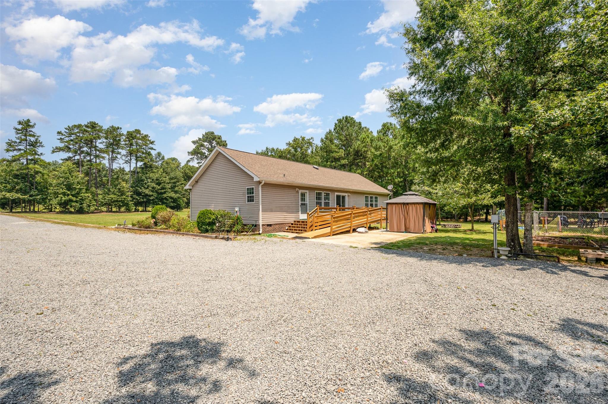 5602 Flint Ridge Church Road — Marshville