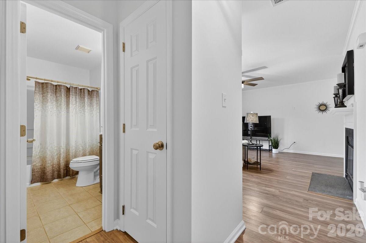 5917 Crape Myrtle Lane — Charlotte