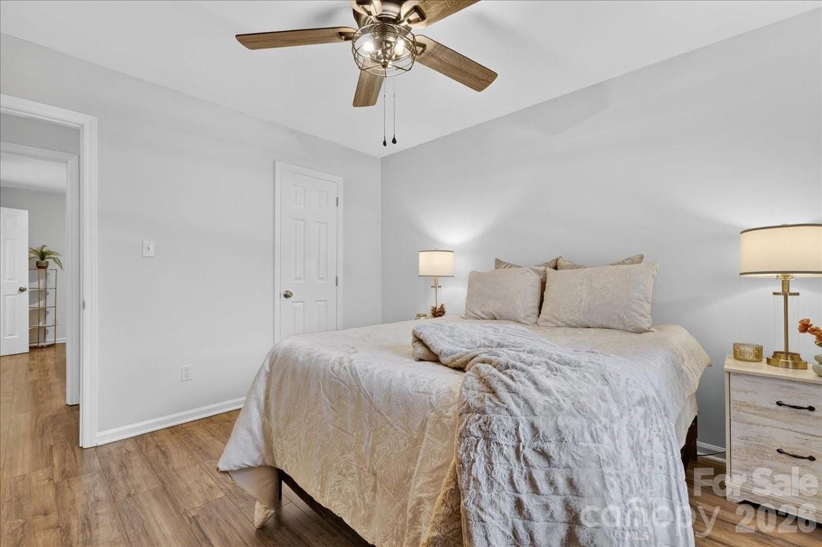 5917 Crape Myrtle Lane — Charlotte