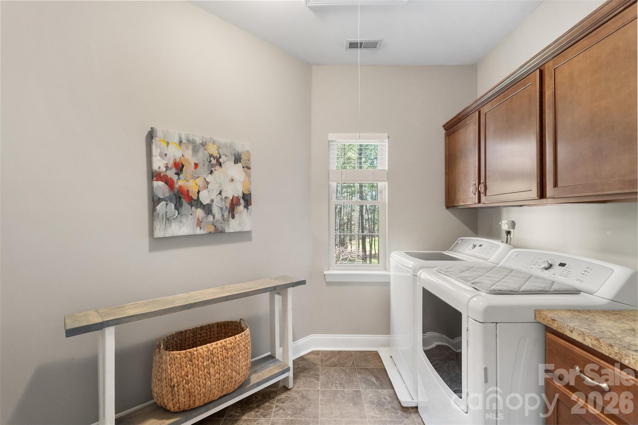 170 Silver Falls Drive — Troutman