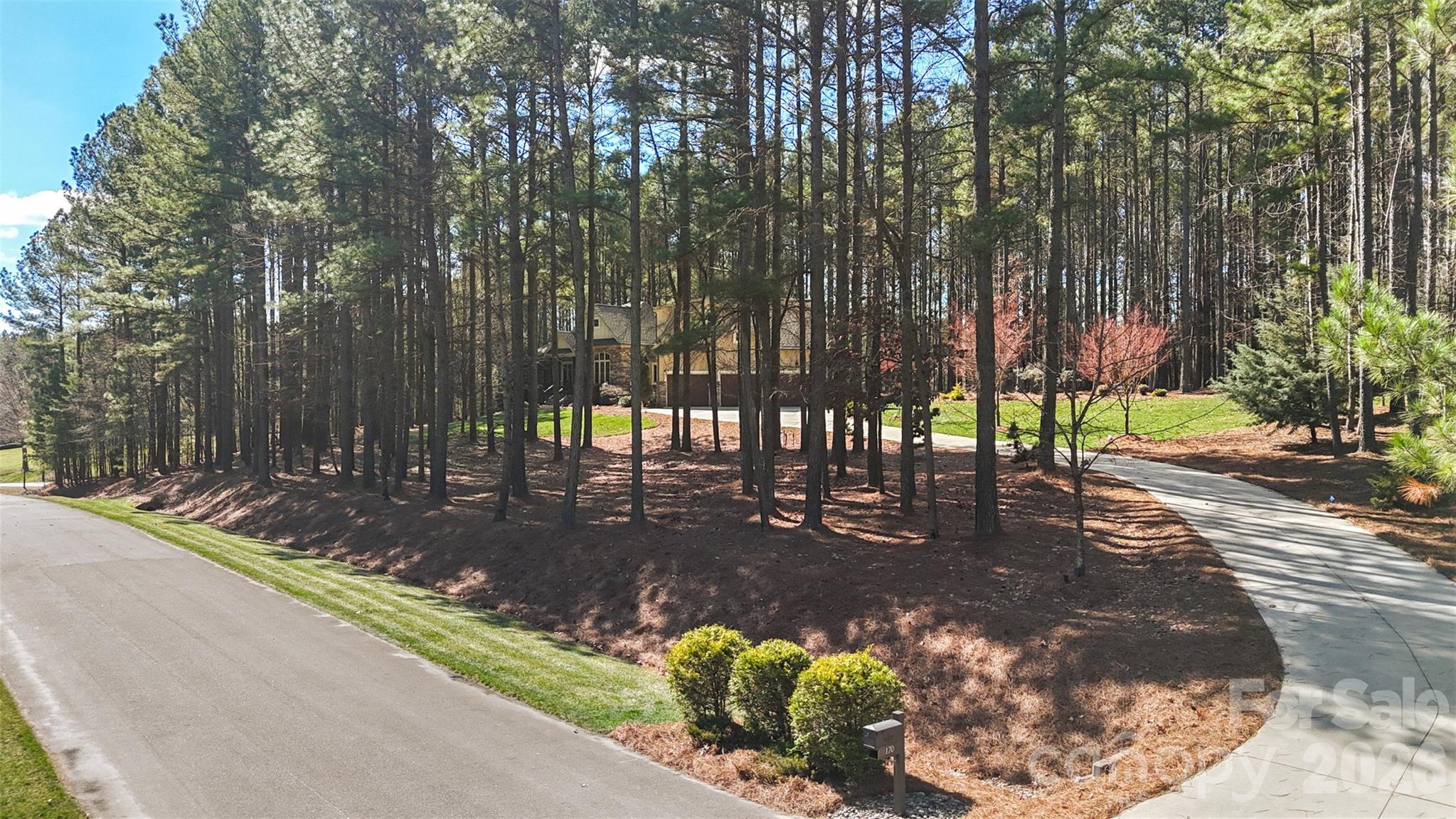 170 Silver Falls Drive — Troutman