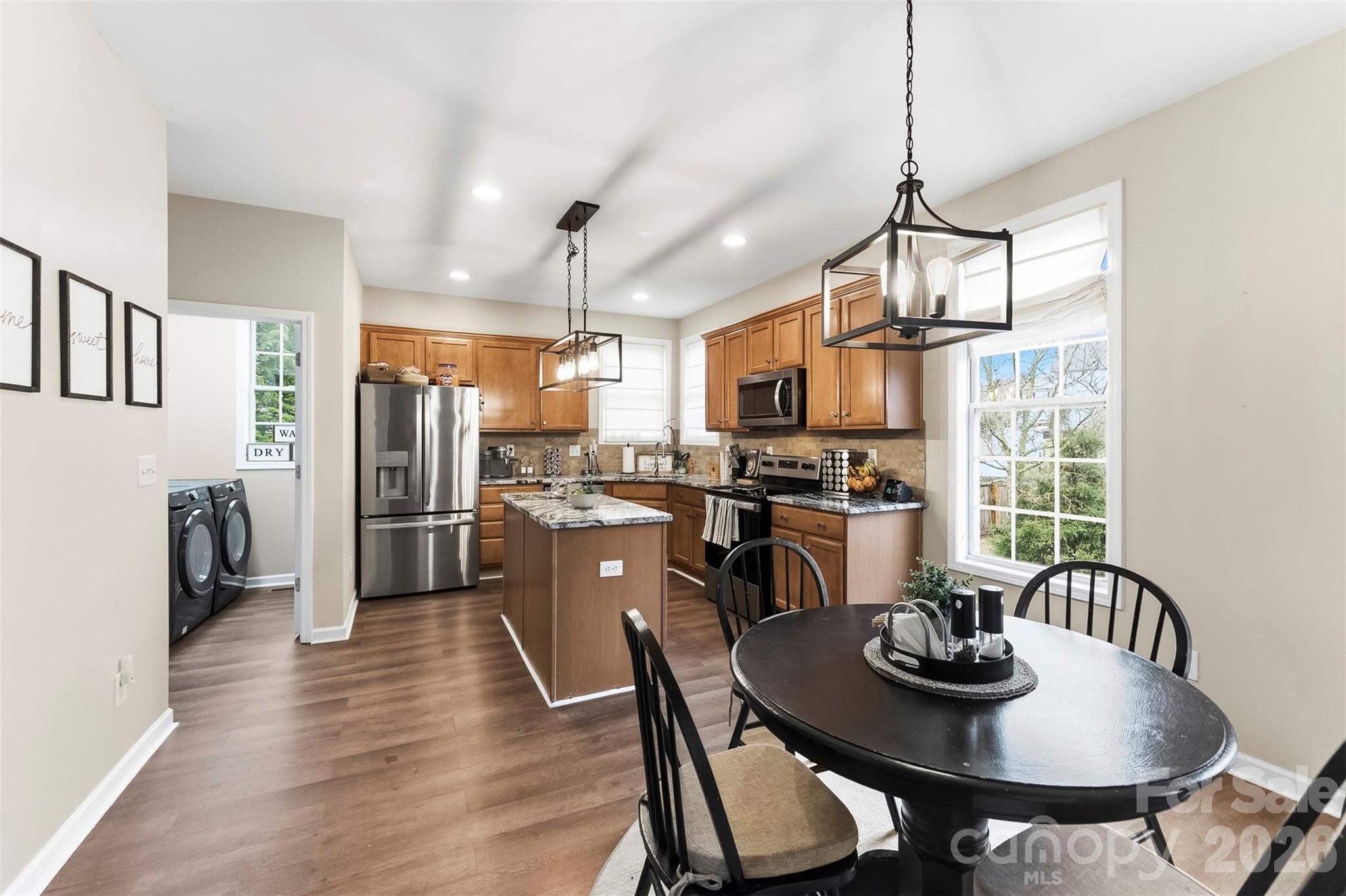 3114 Apricot Lane — Monroe