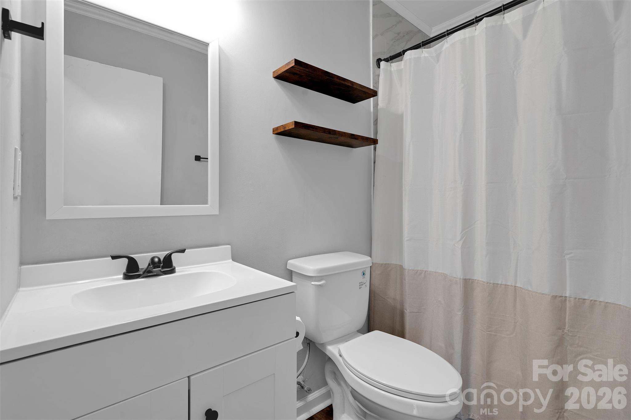 6724 Woodwedge Drive — Charlotte