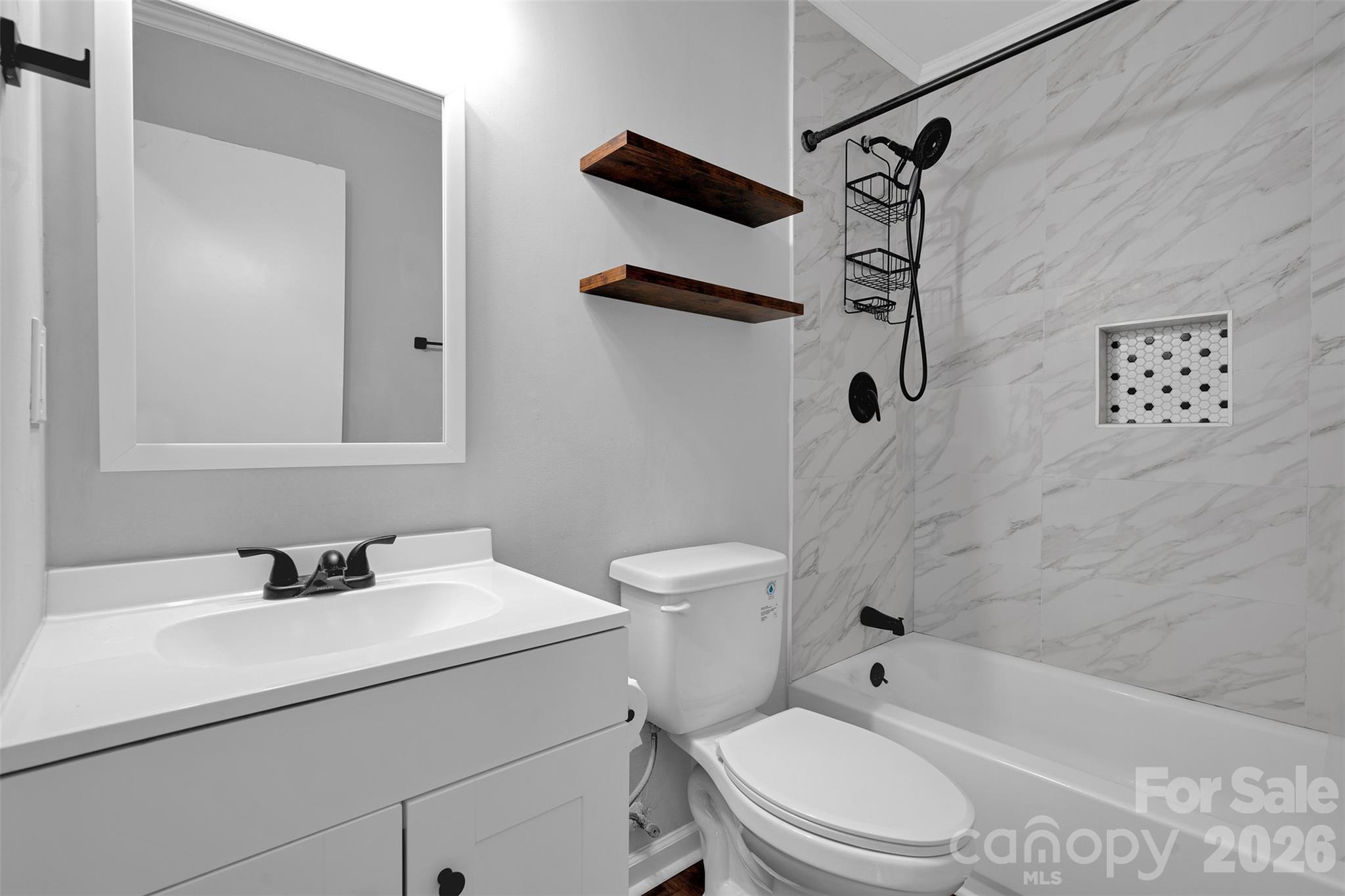 6724 Woodwedge Drive — Charlotte