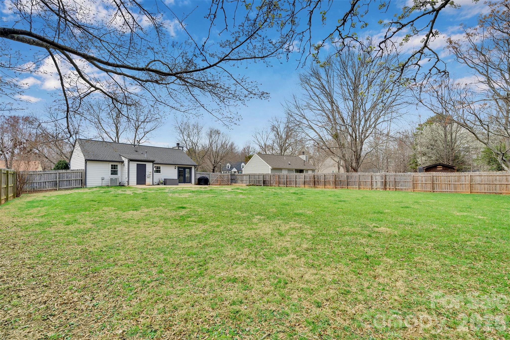 6724 Woodwedge Drive — Charlotte