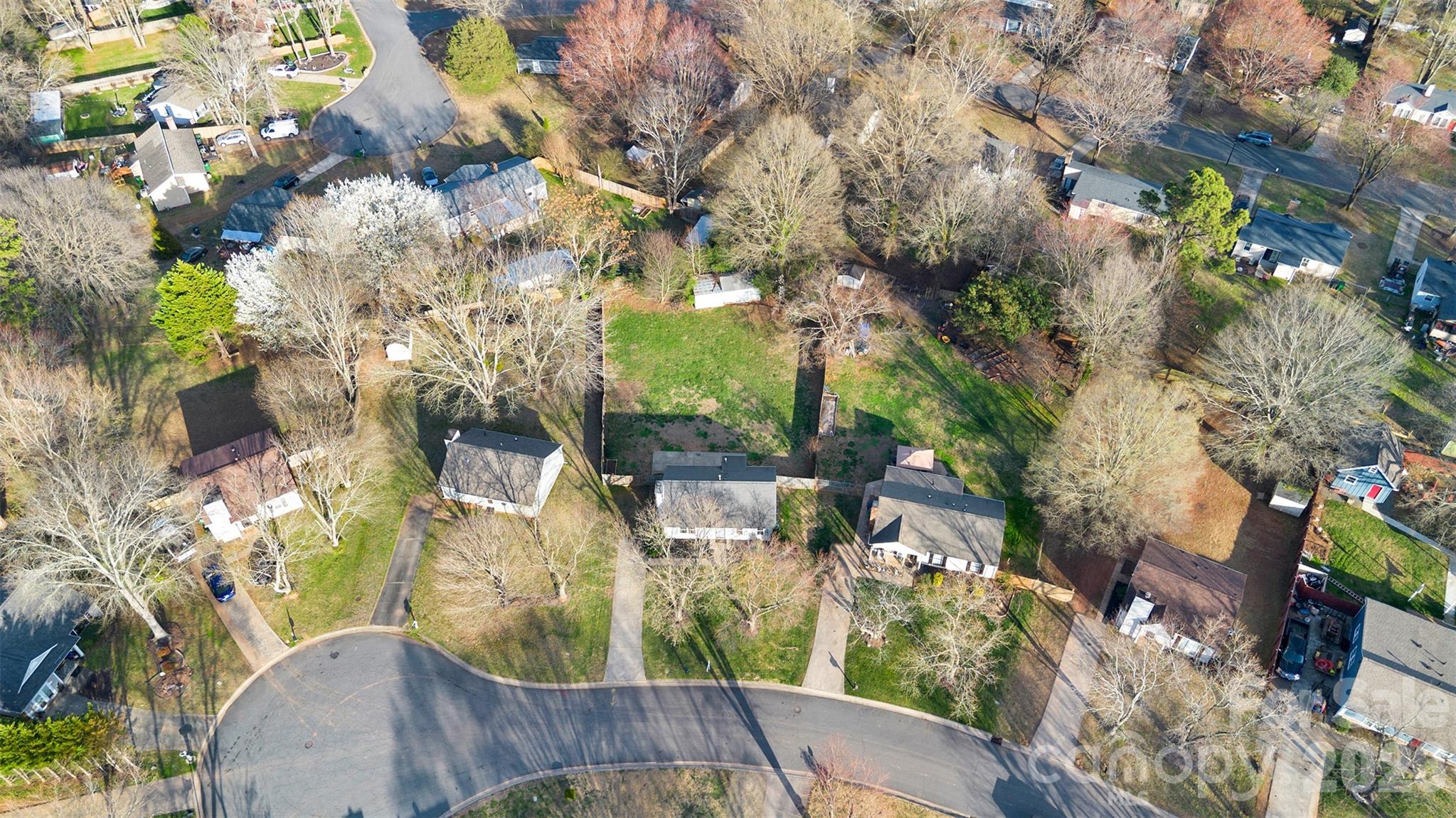 6724 Woodwedge Drive — Charlotte