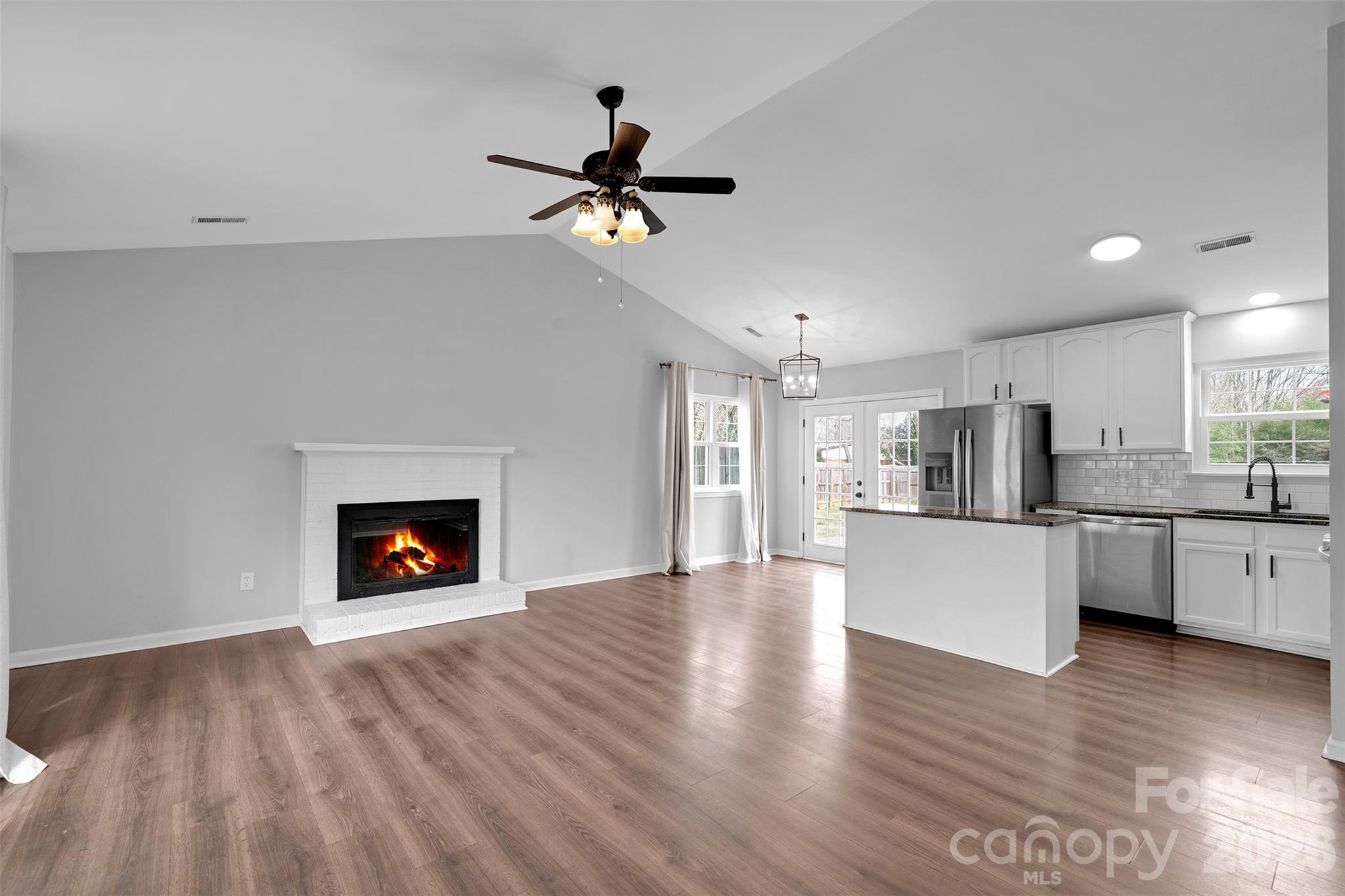 6724 Woodwedge Drive — Charlotte