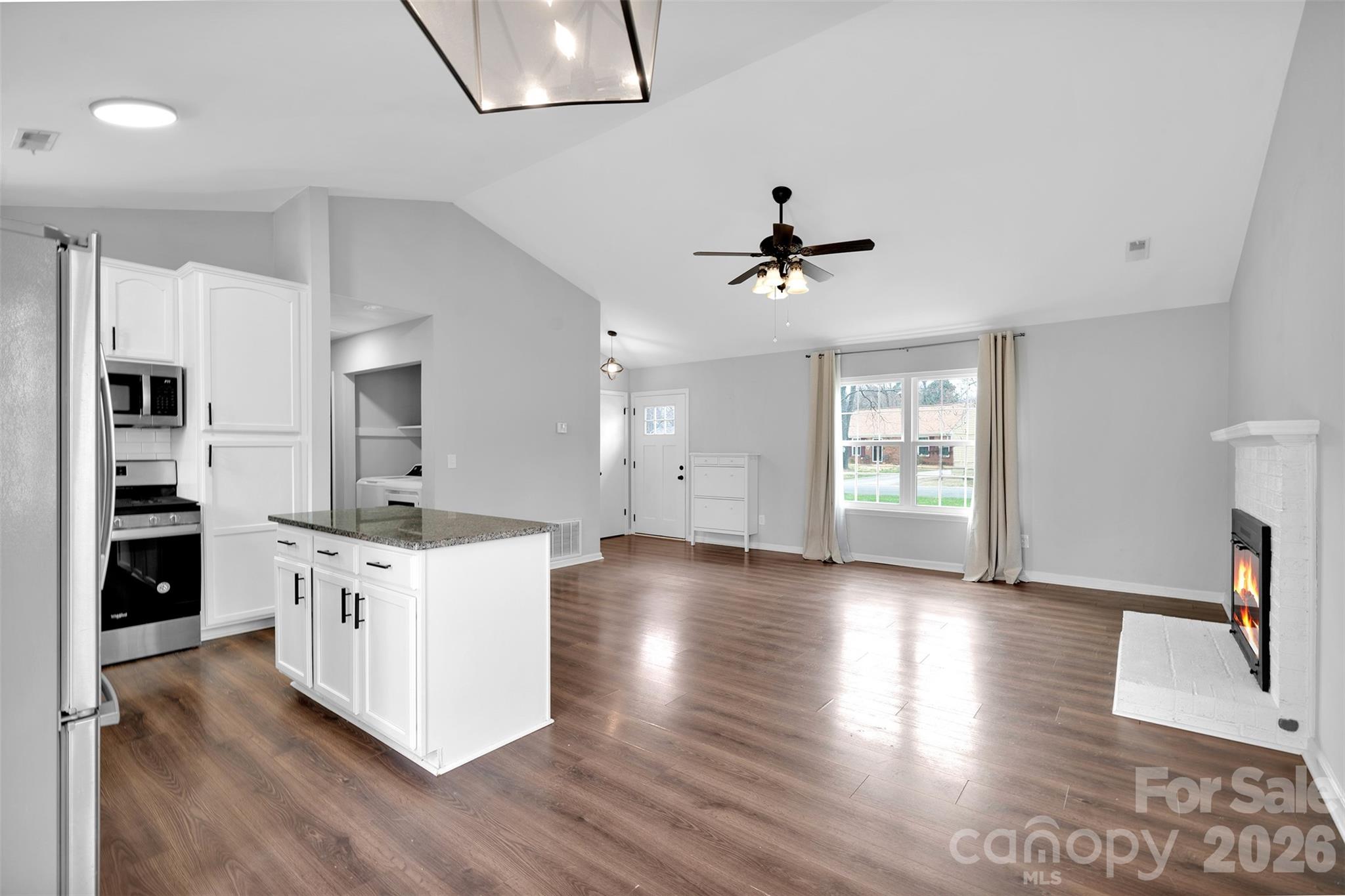 6724 Woodwedge Drive — Charlotte