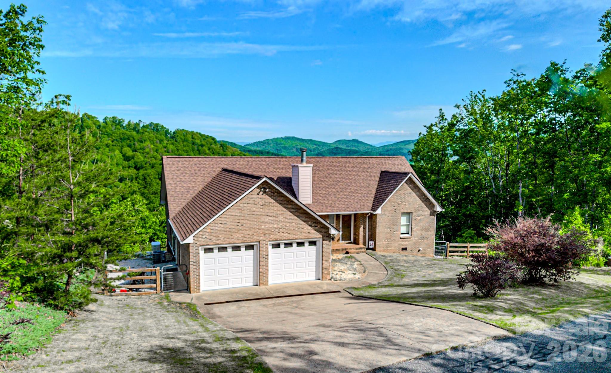 485 Mountain Lookout Drive — Bostic