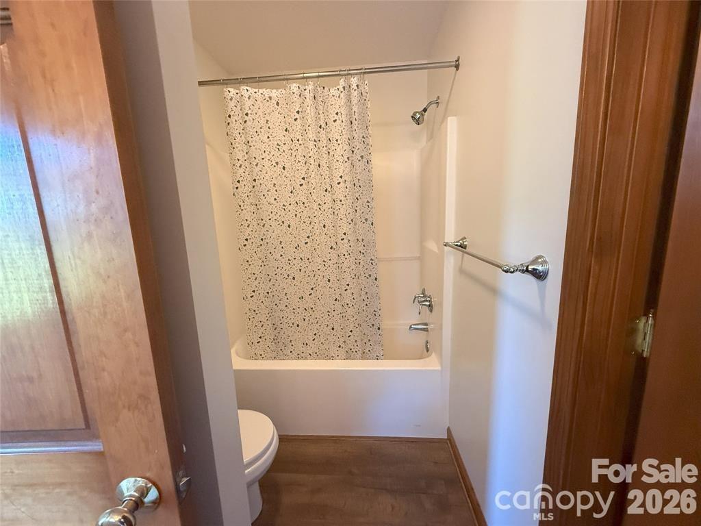 485 Mountain Lookout Drive — Bostic