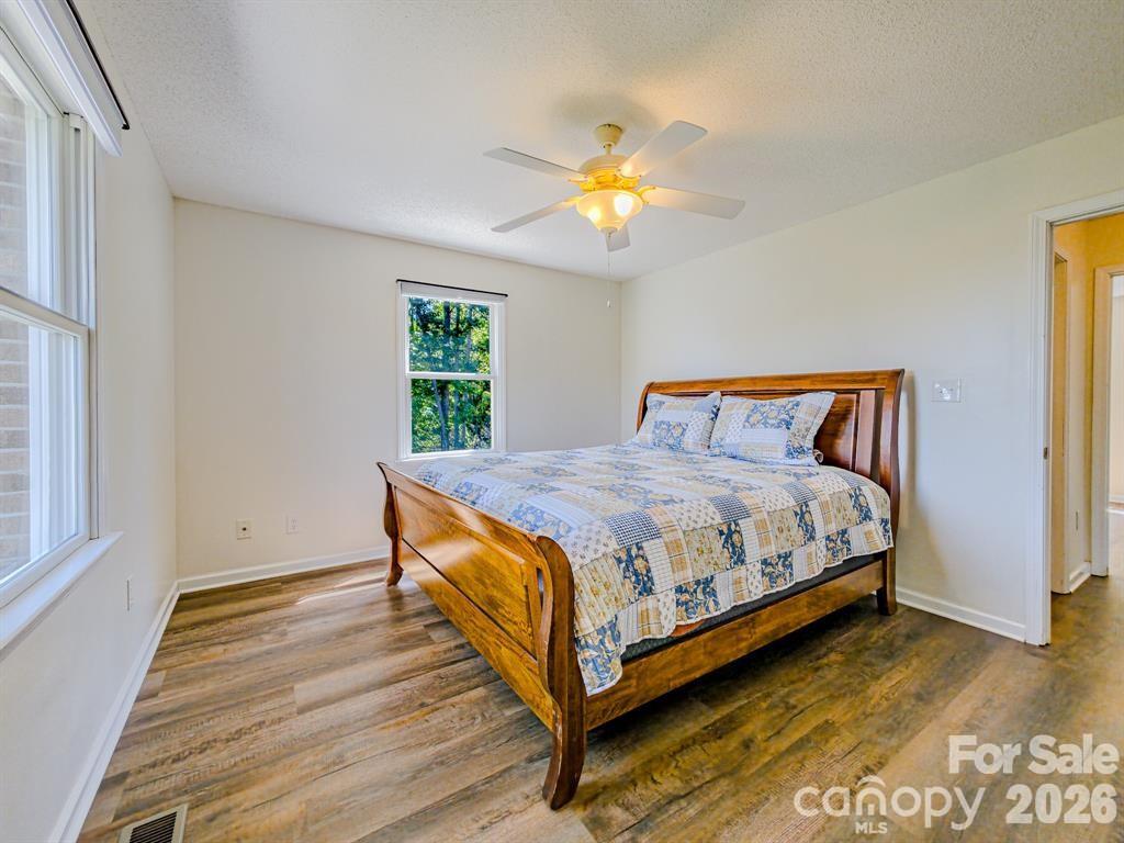 485 Mountain Lookout Drive — Bostic