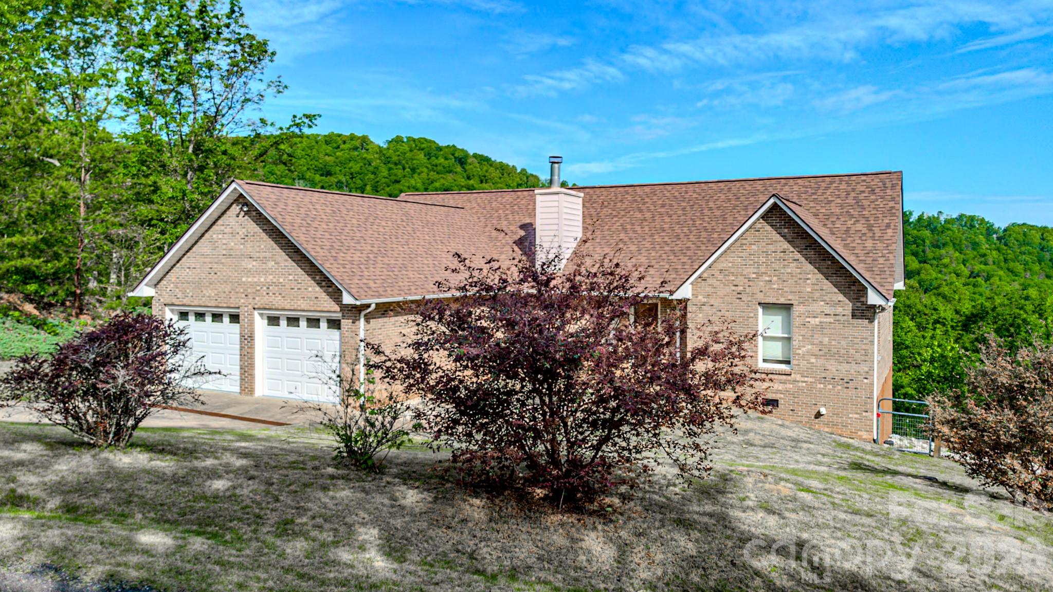 485 Mountain Lookout Drive — Bostic