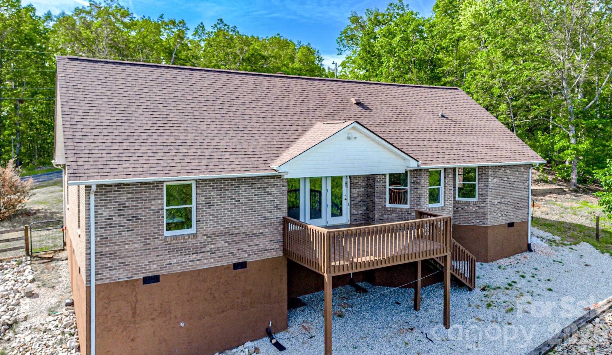 485 Mountain Lookout Drive — Bostic