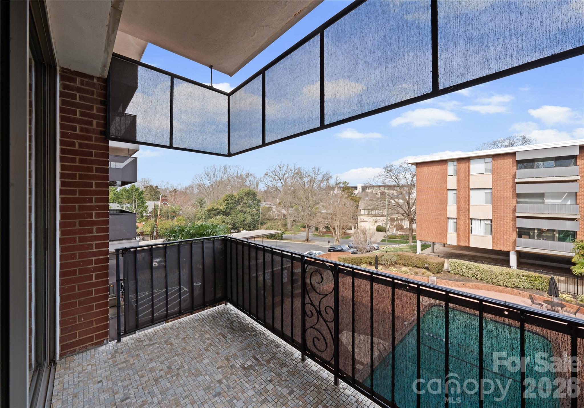 1300 Queens Road — Charlotte