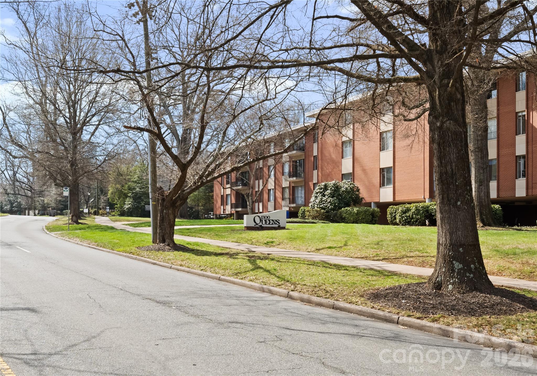 1300 Queens Road — Charlotte