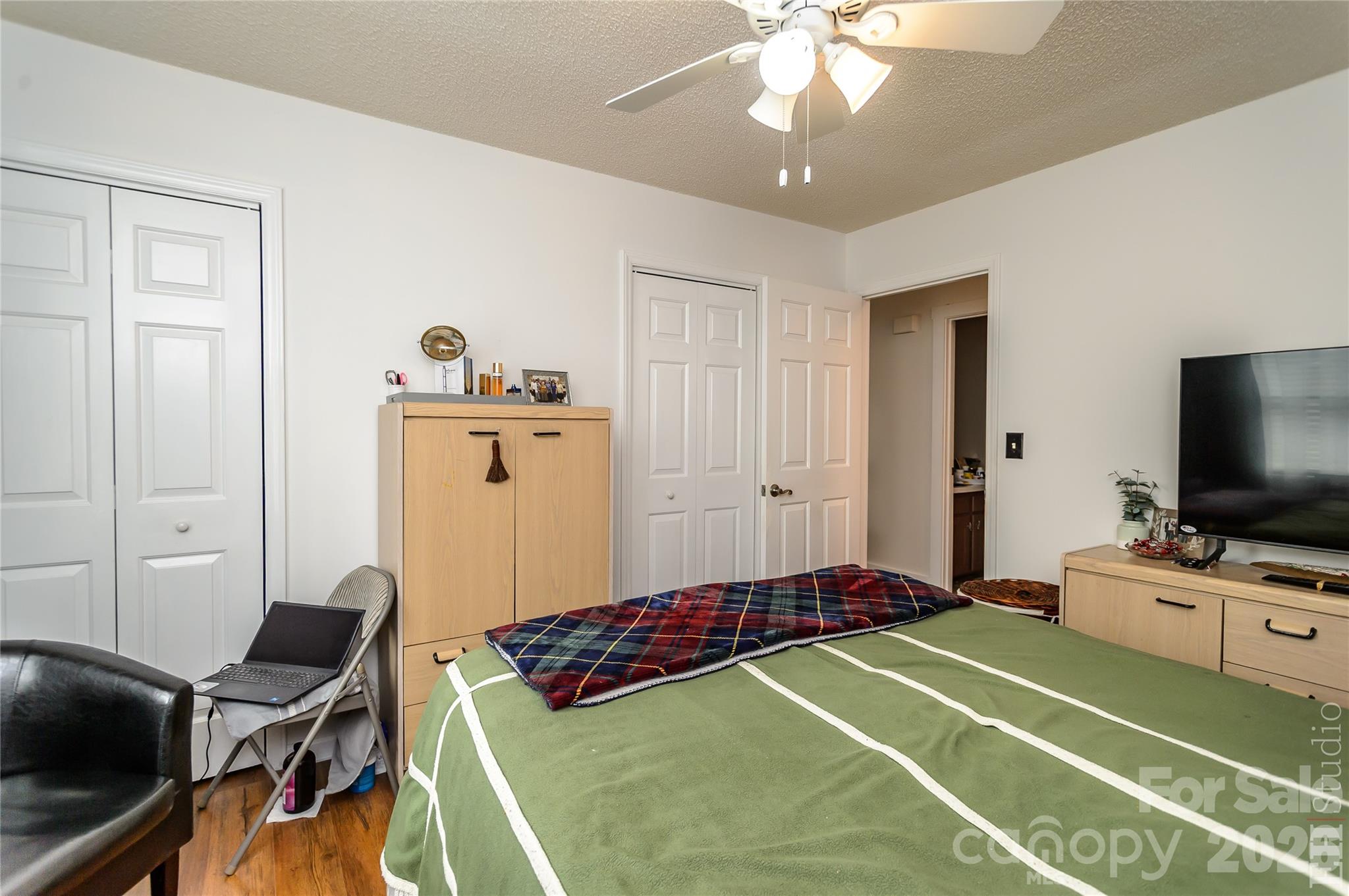5164 Olde School Drive #44 — Hickory