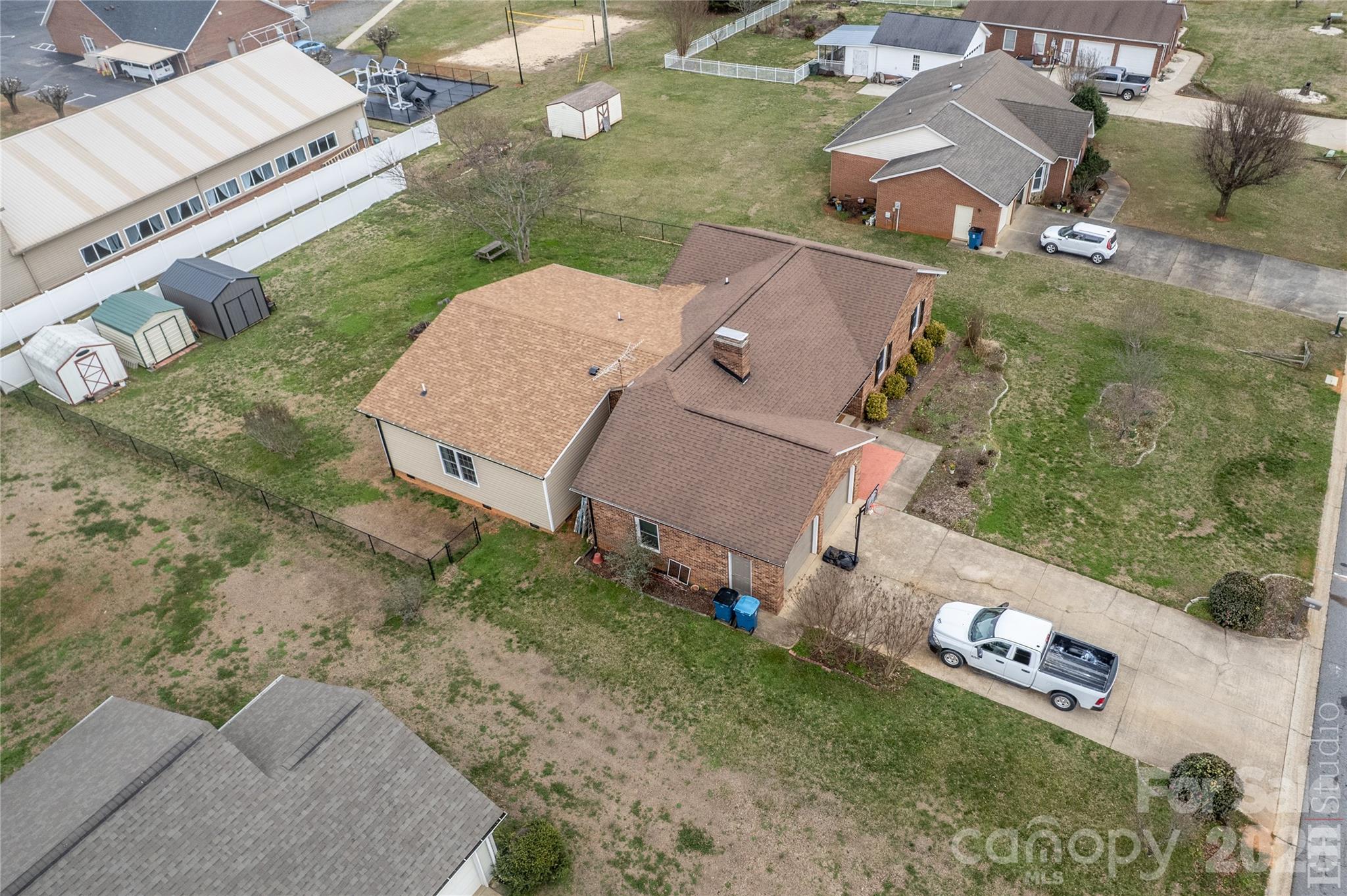 5164 Olde School Drive #44 — Hickory