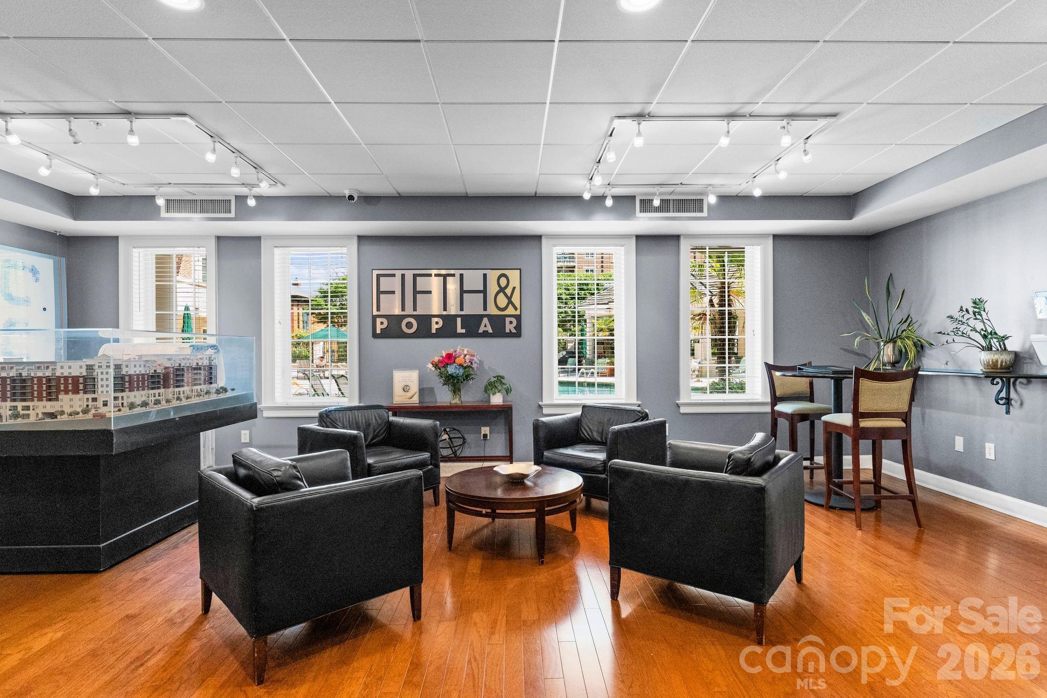 300 W 5th Street W #509 — Charlotte