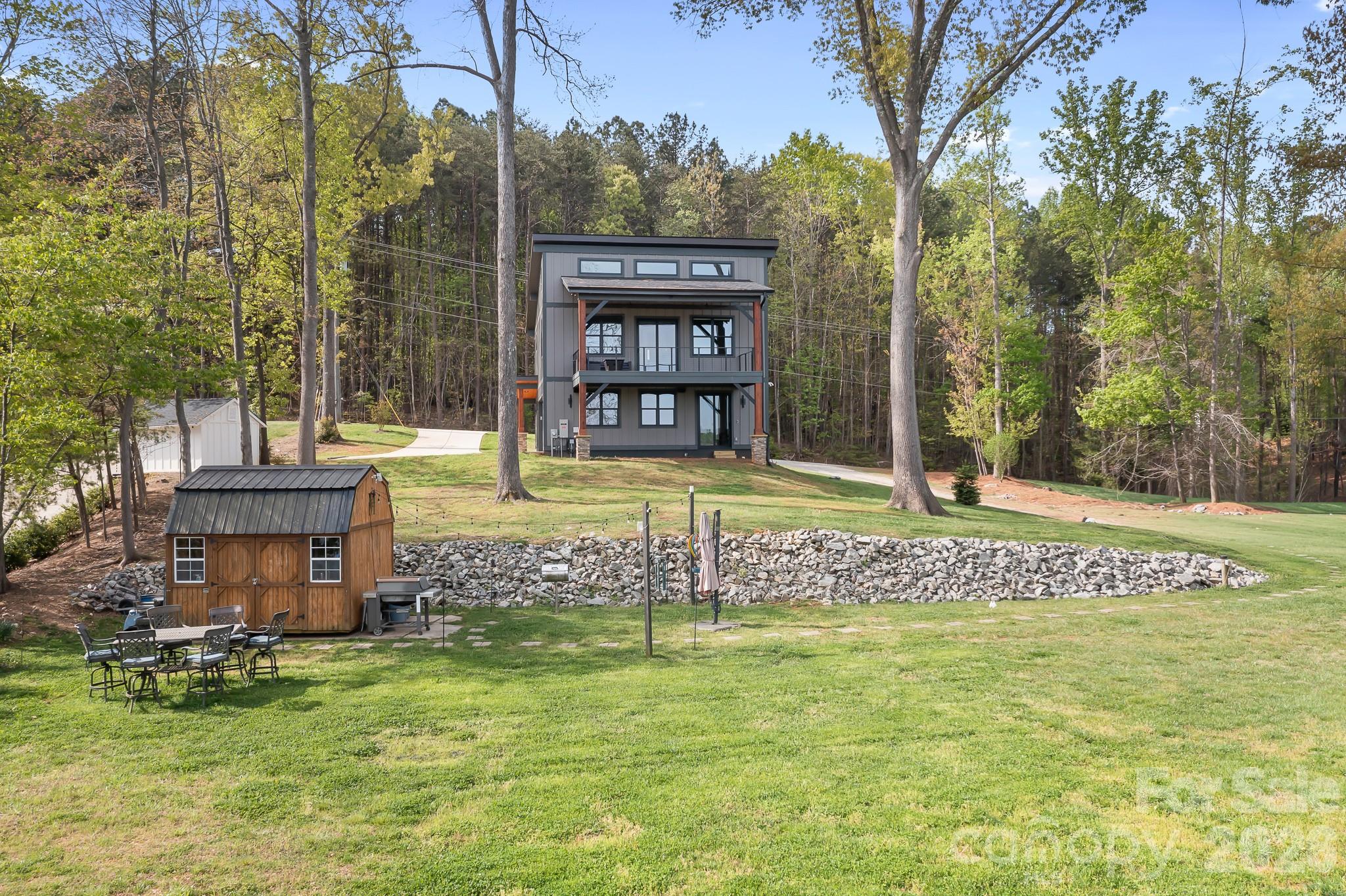 7176 Lynbrook Creek Road — Denver