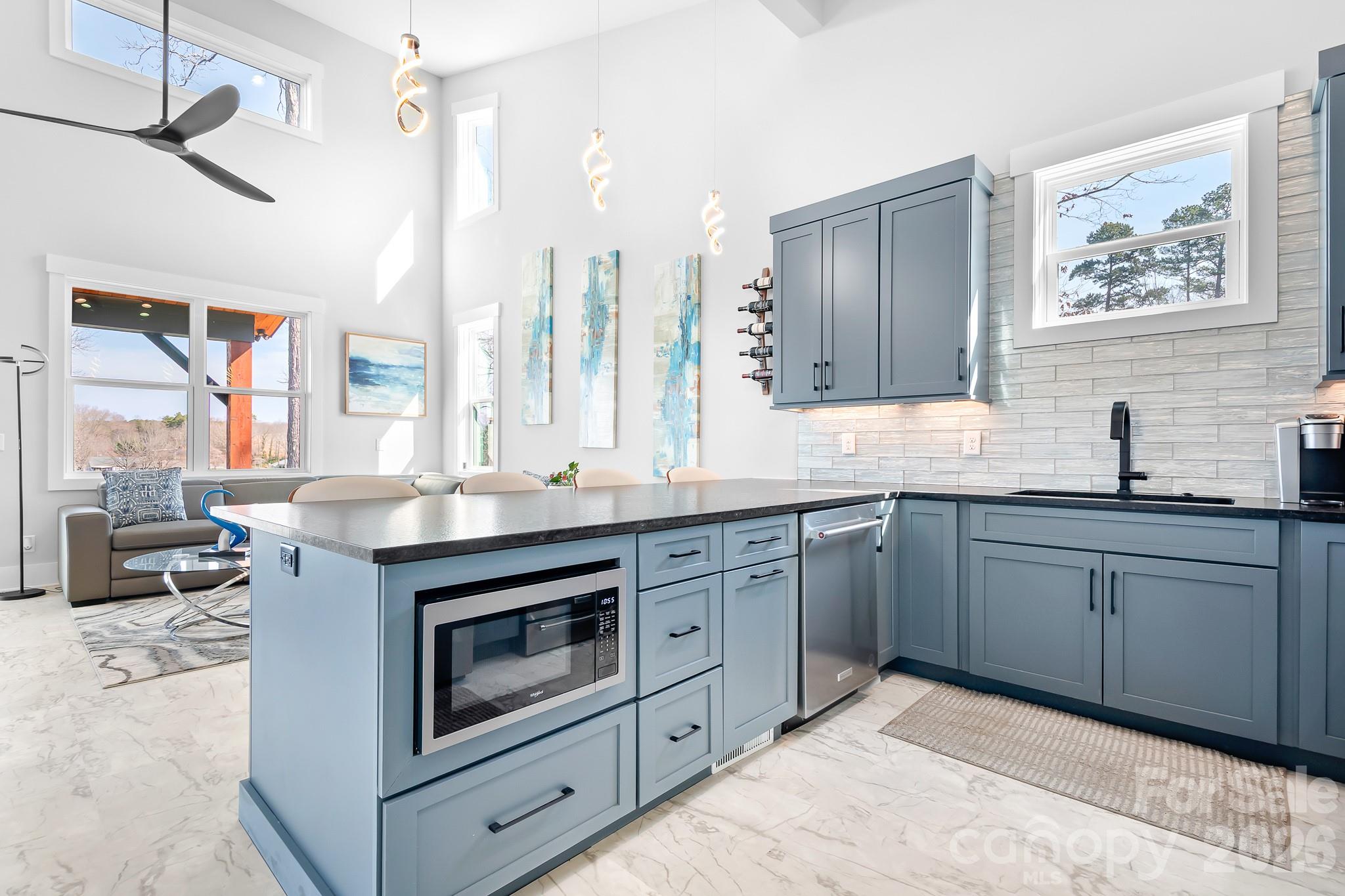 7176 Lynbrook Creek Road — Denver