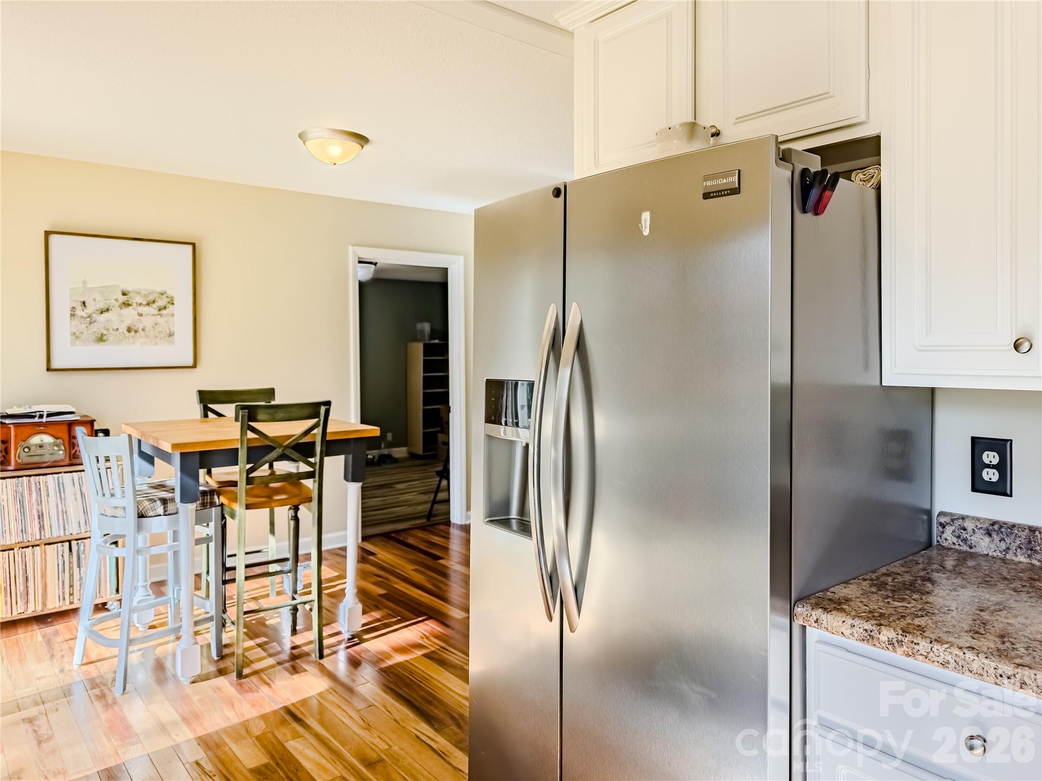 142 Padgett-Burns Road — Forest City