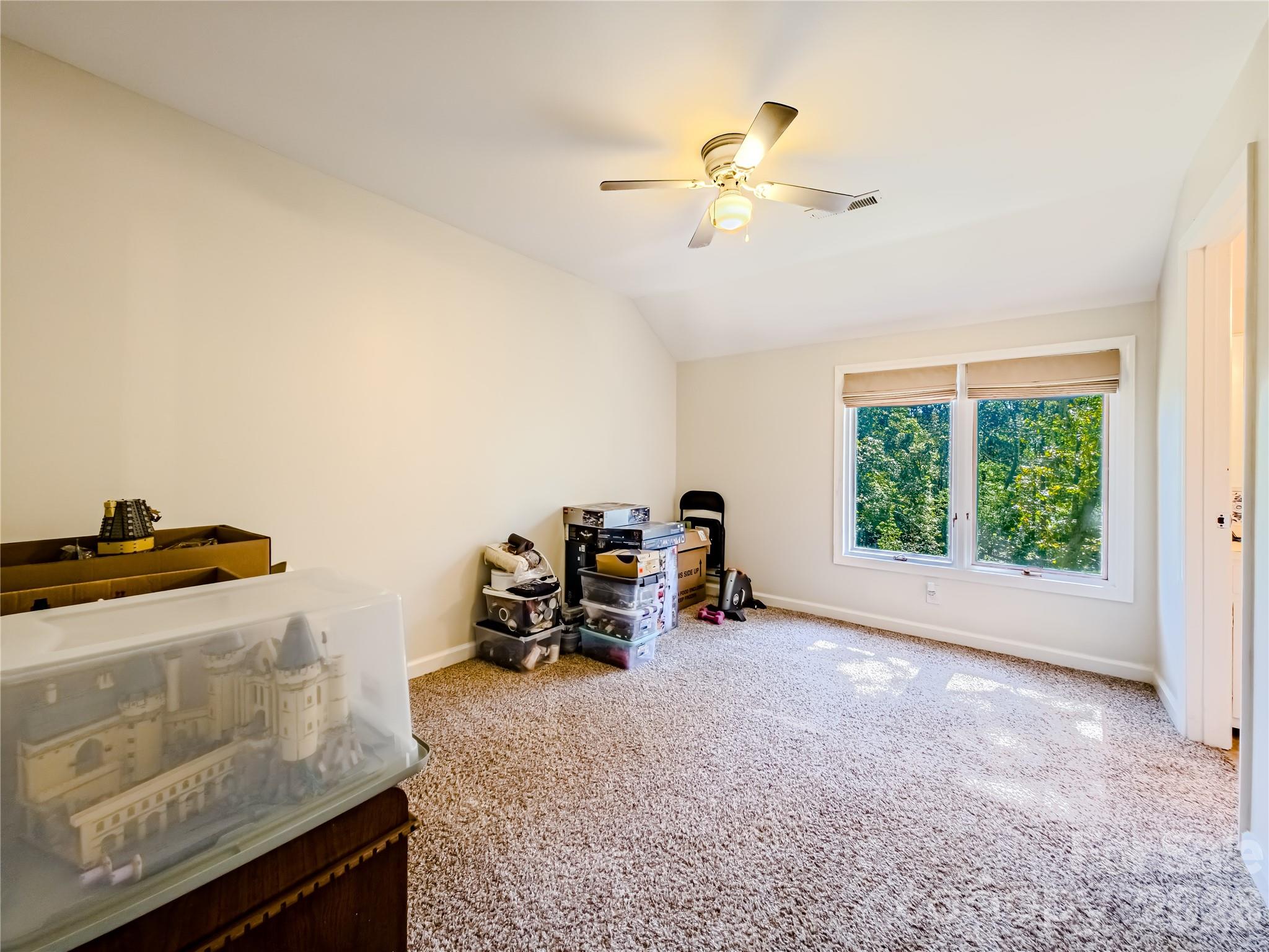 142 Padgett-Burns Road — Forest City