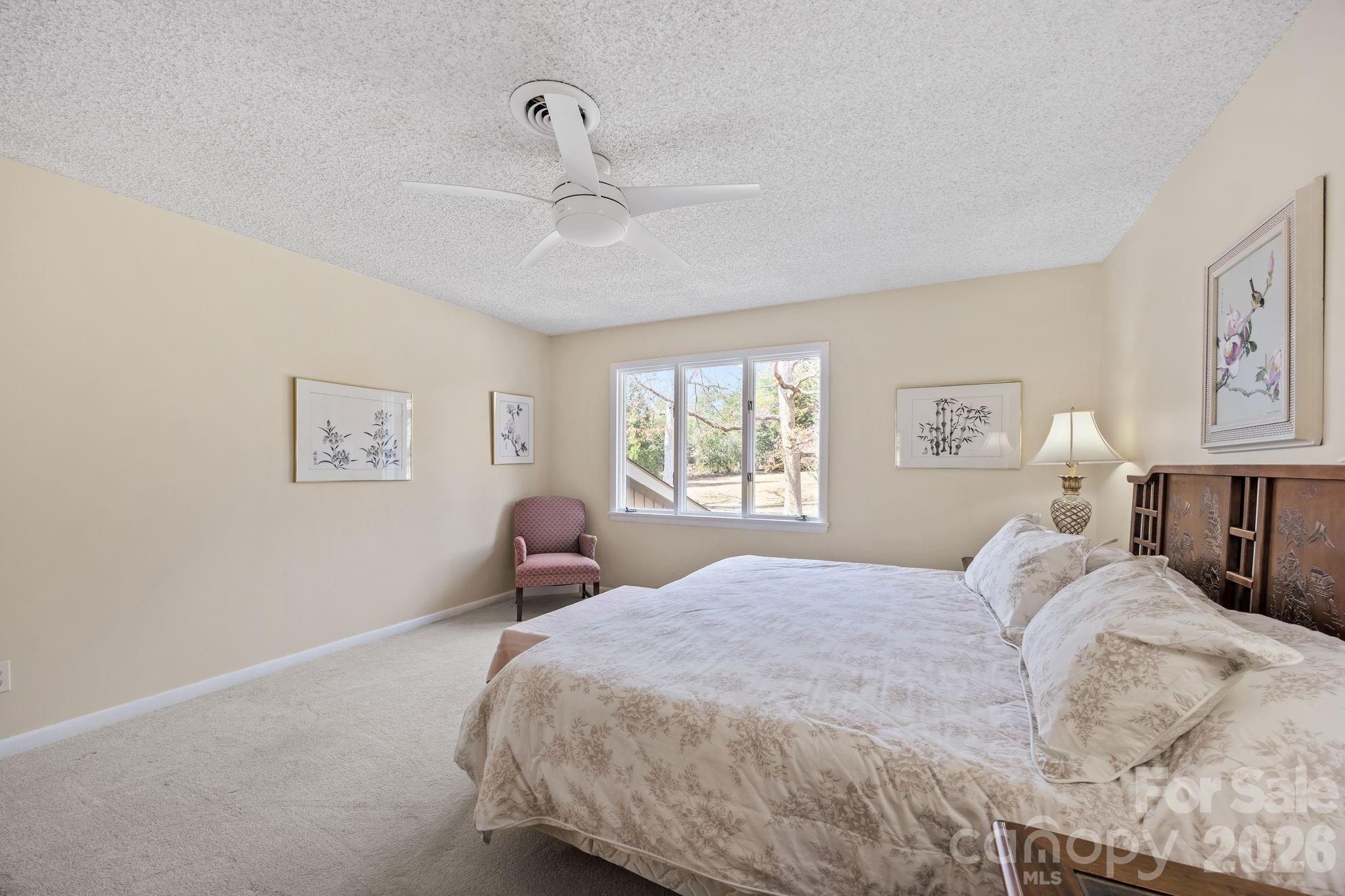 102 Crowfields Drive — Asheville