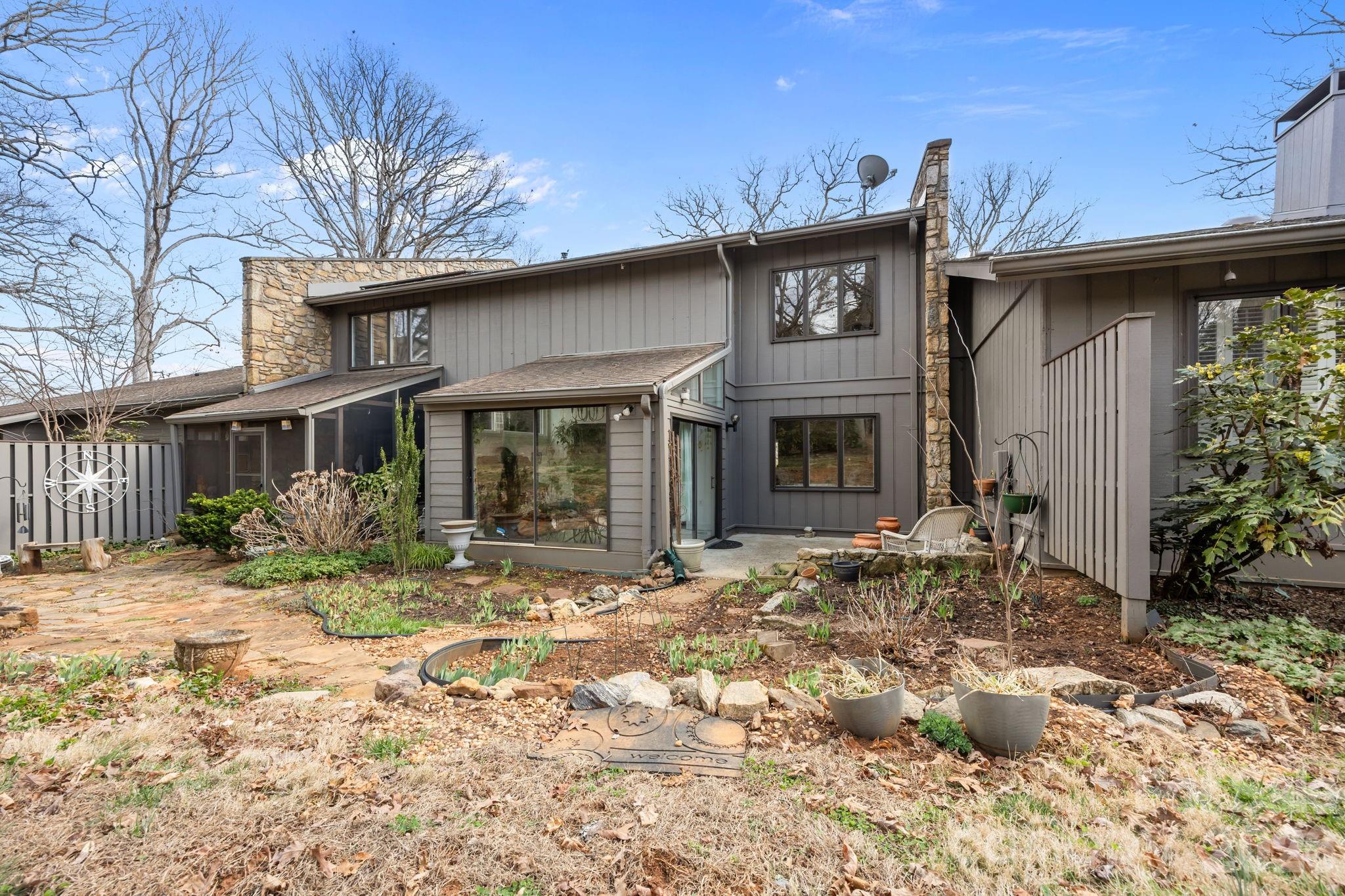 102 Crowfields Drive — Asheville