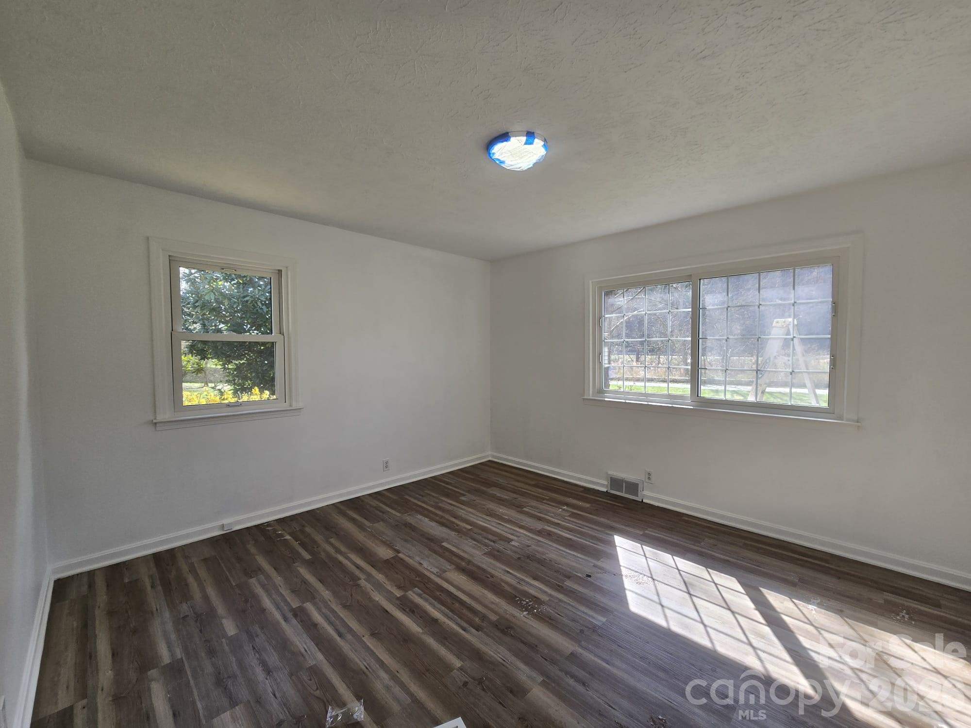 1797 Calvin Edney Road — Mars Hill
