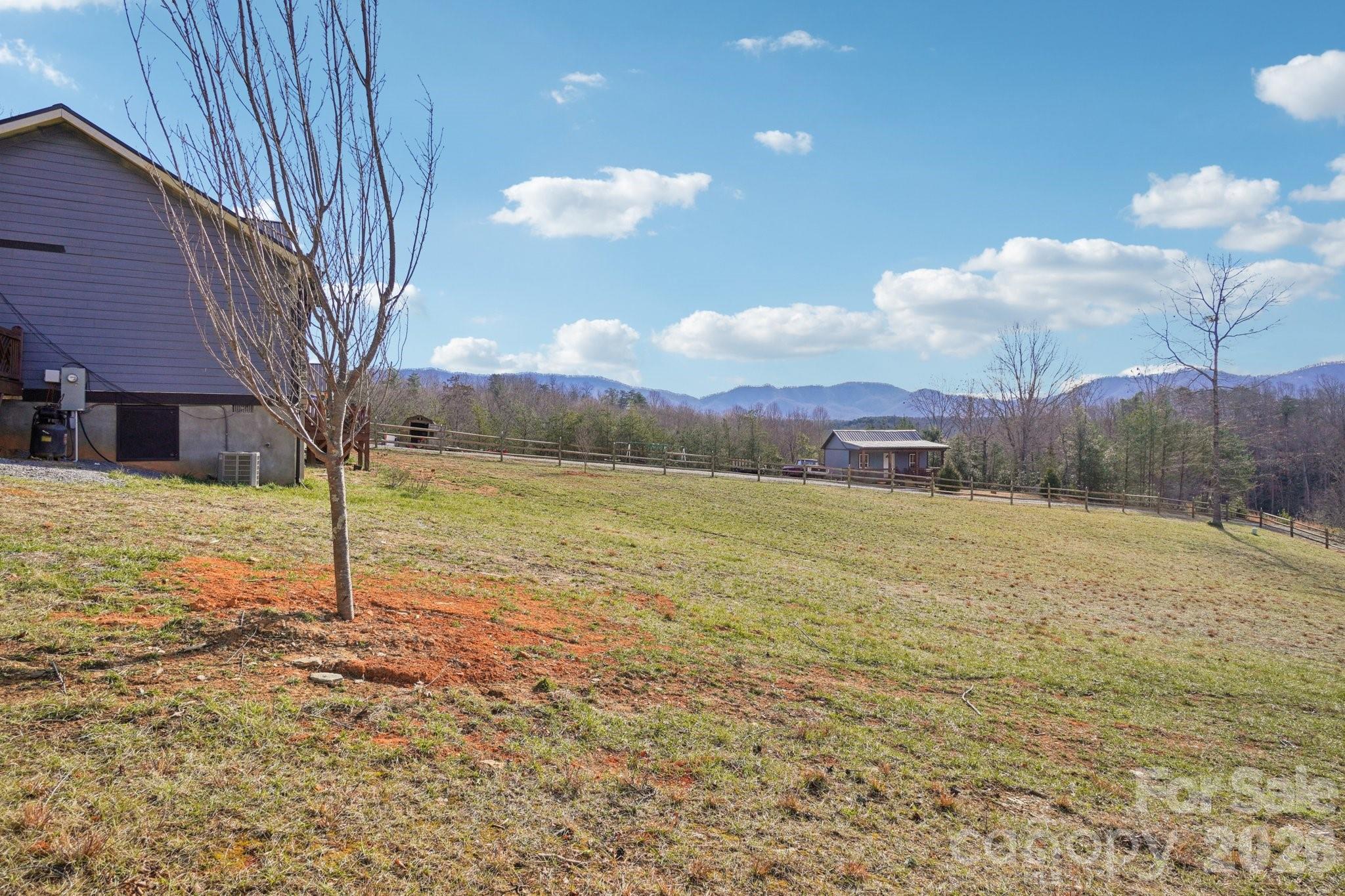 301 Mcginnis Drive — Old Fort